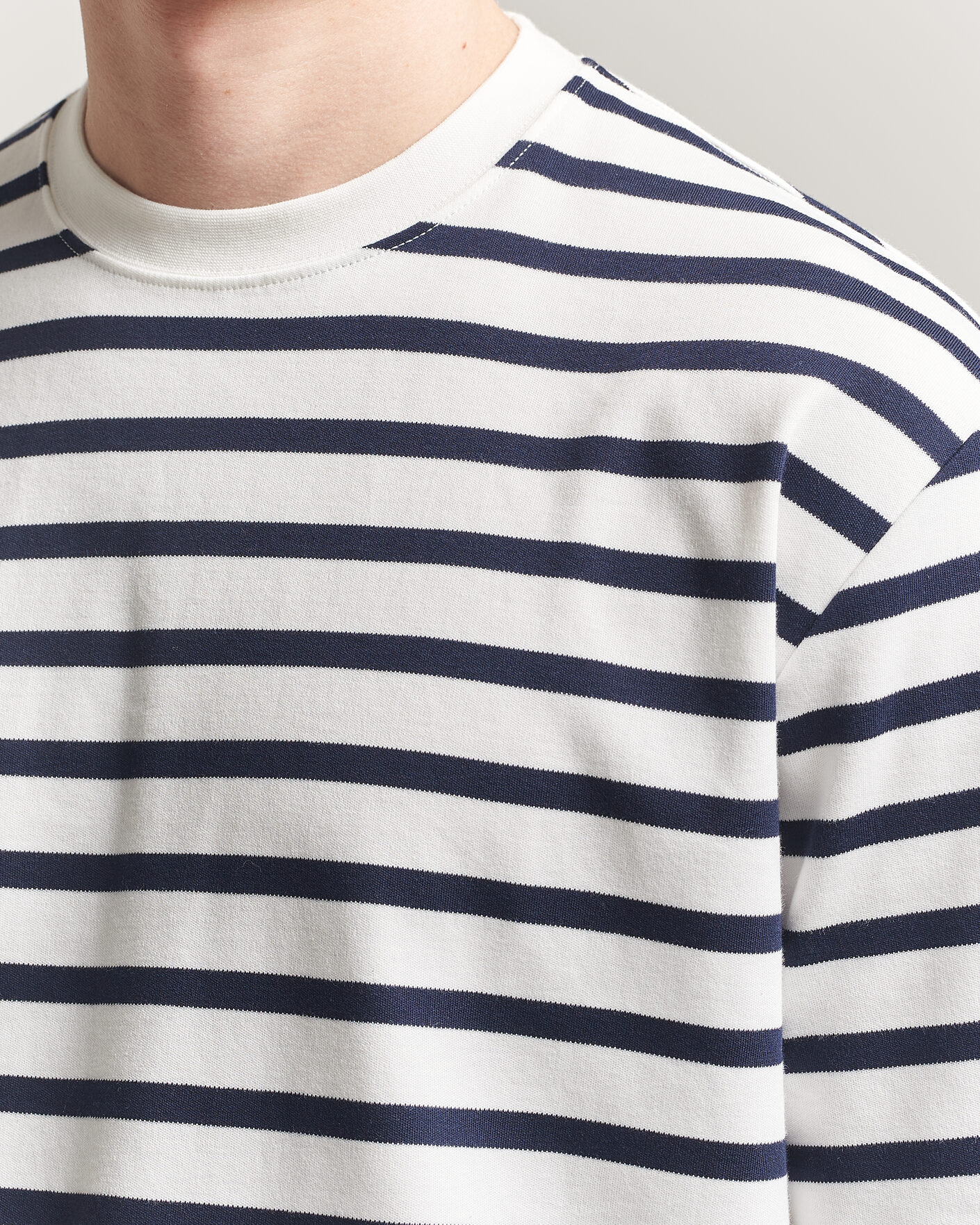 Hombres | Camisetas | Filippa K | Striped Crew Neck T-Shirt White/Navy
