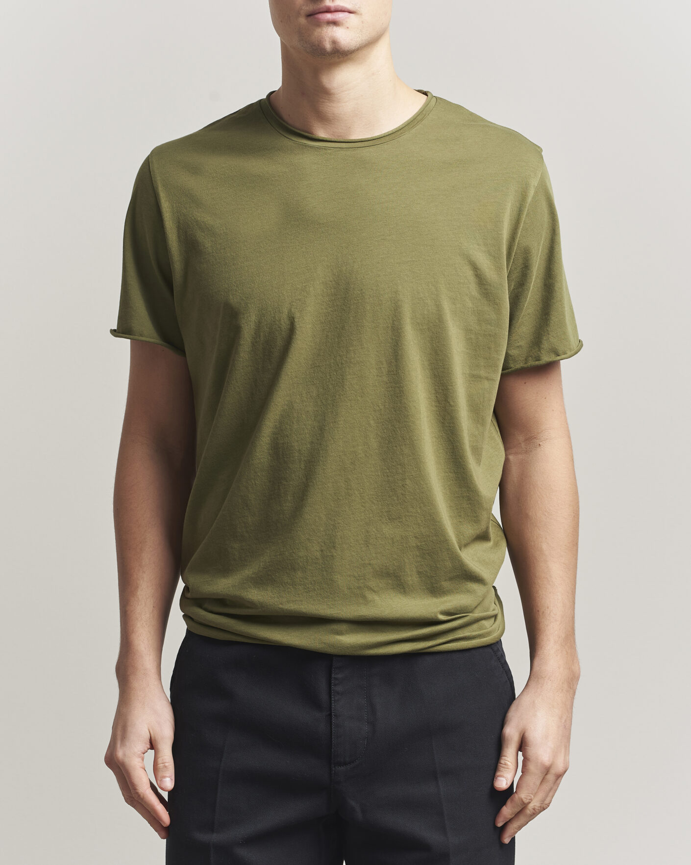 Hombres | Camisetas | Filippa K | Roll Neck Crew Neck T-Shirt Laurel Green