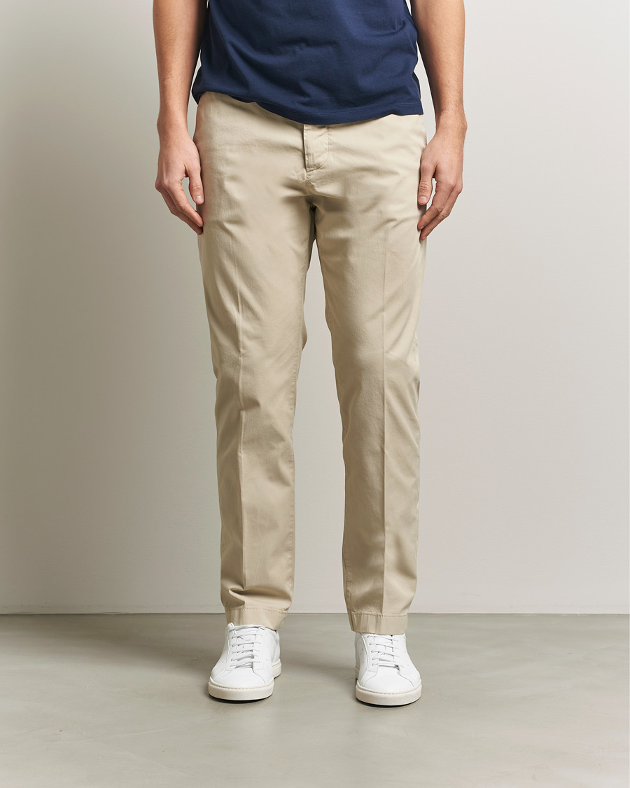 Hombres | Pantalones | Jacob Cohën | John Chino Light Beige