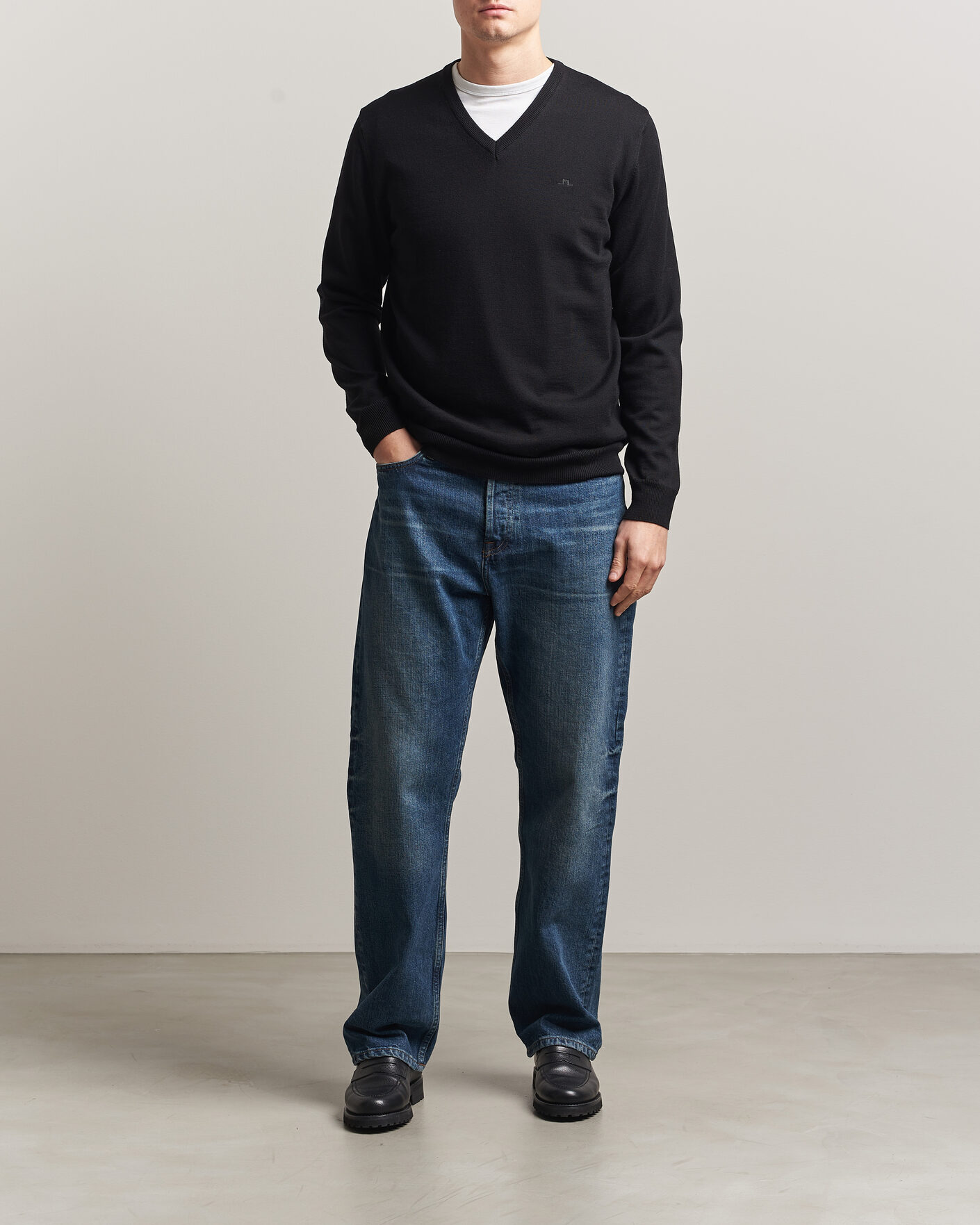 Hombres | Jerséis y prendas de punto | J.Lindeberg | Lymann Merino V-Neck Pullover Black