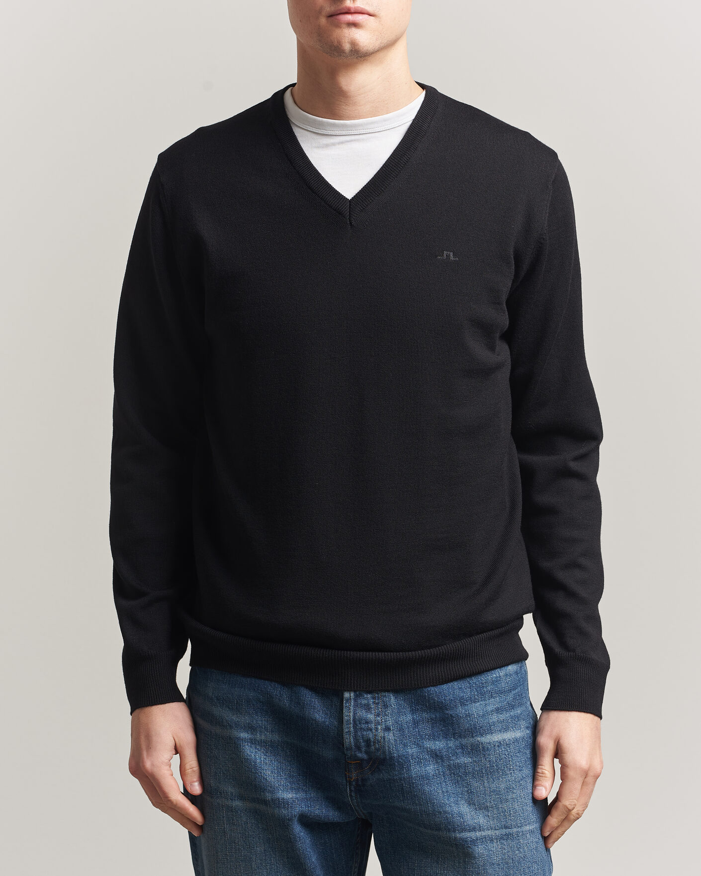 Hombres | Jerséis y prendas de punto | J.Lindeberg | Lymann Merino V-Neck Pullover Black