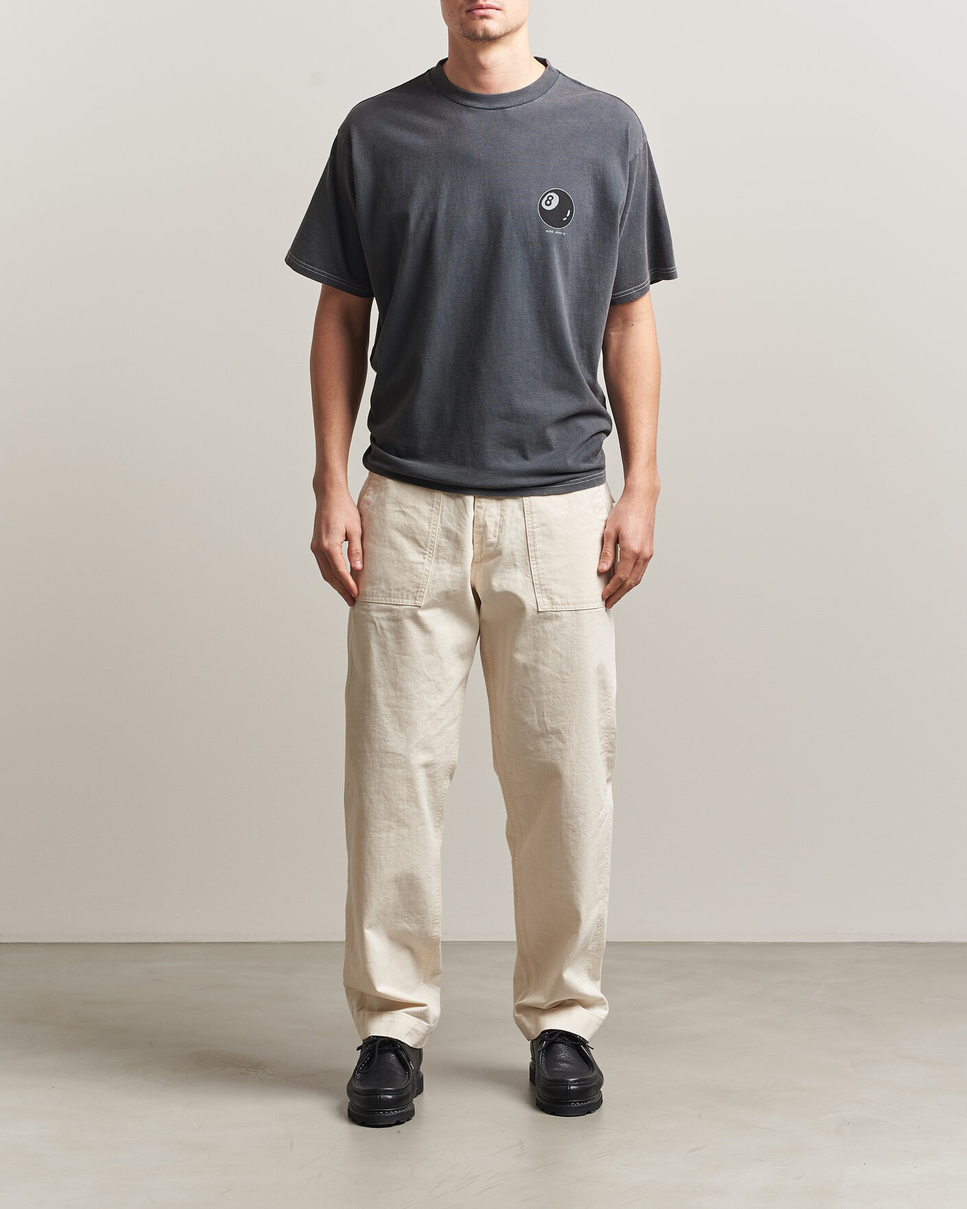 Hombres | Camisetas | Nudie Jeans | Koffe Printed T-Shirt Antracite