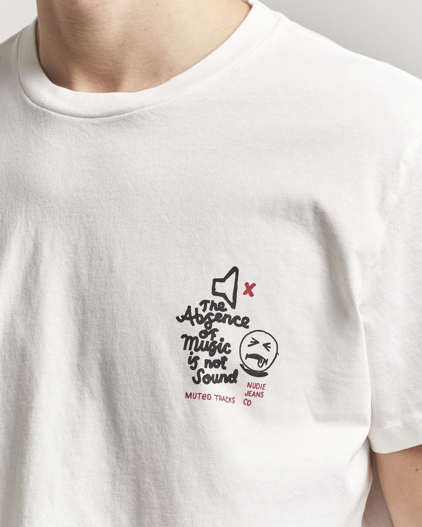 Hombres | Camisetas | Nudie Jeans | Roy Printed T-Shirt Chalk White