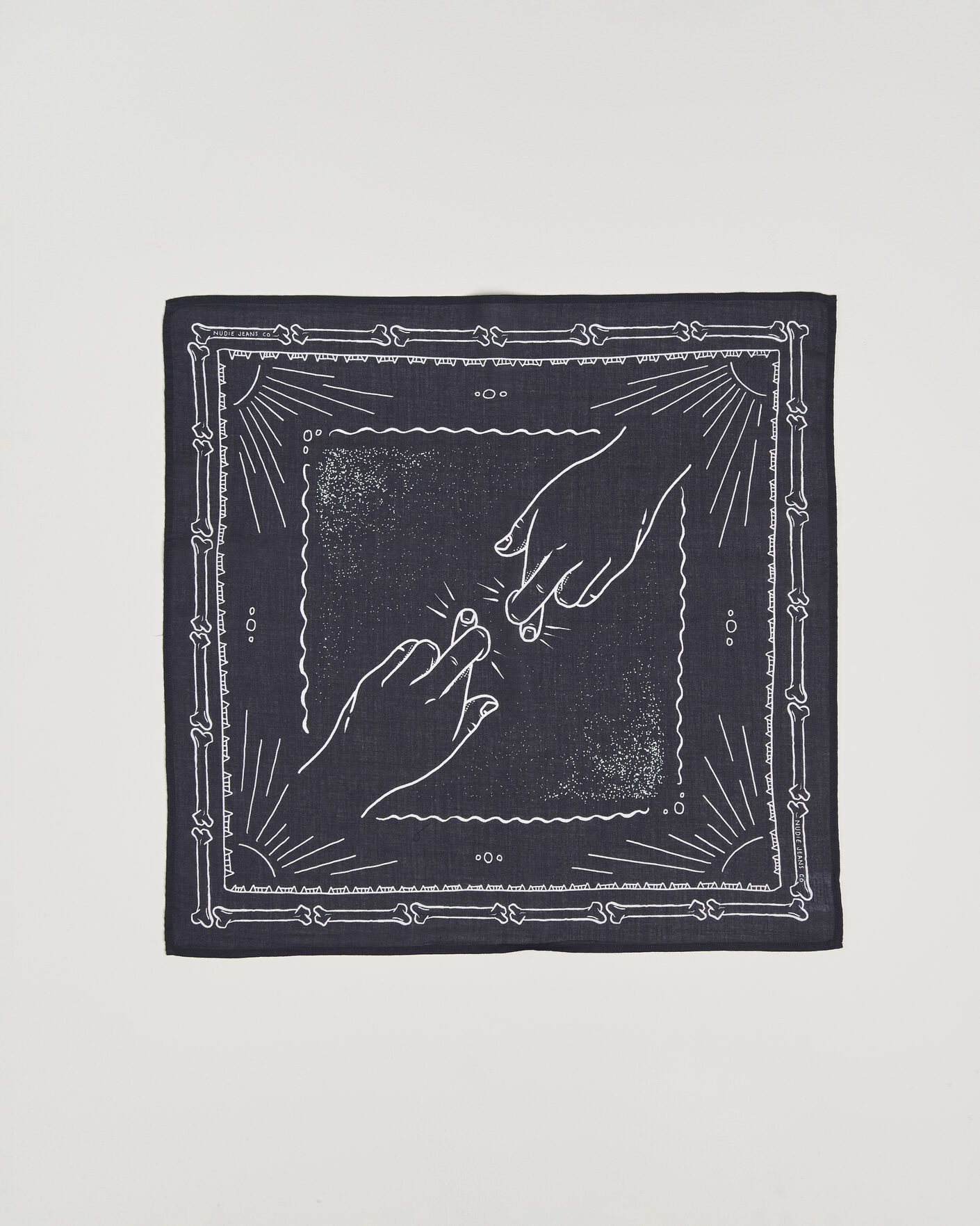 Hombres | Bufandas elegantes | Nudie Jeans | Ingrid Printed Bandana Blue