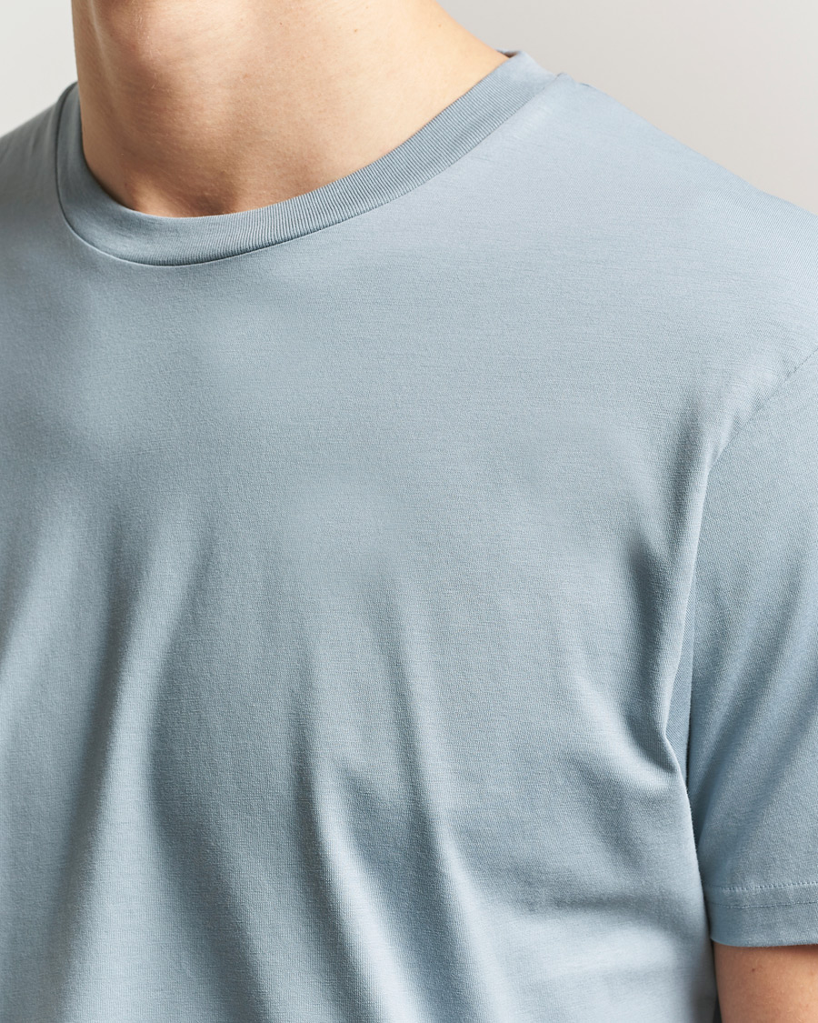 Hombres | Camisetas | Sunspel | Riviera Midweight T-Shirt Stone Blue