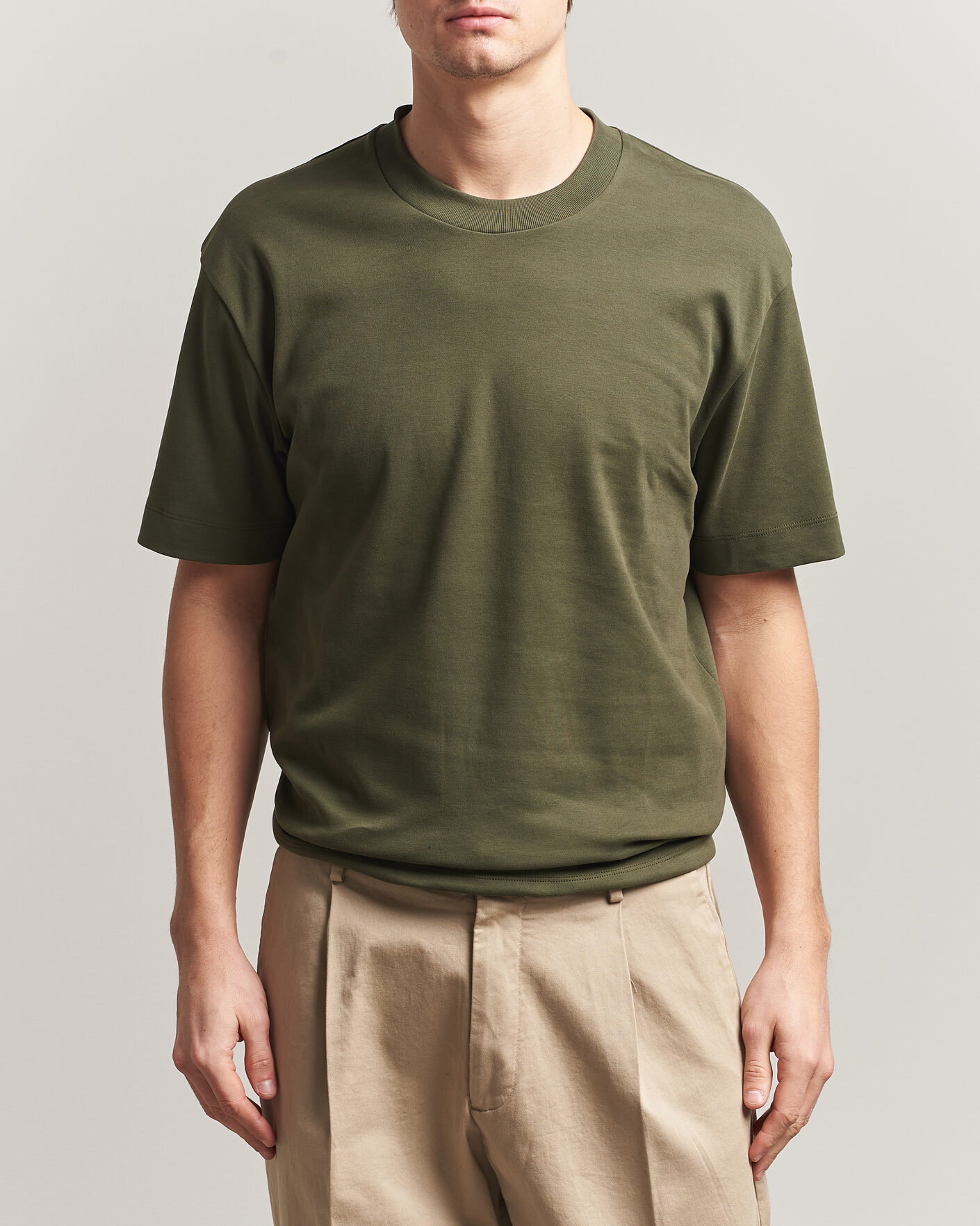Hombres | Camisetas | Sunspel | Heavy Weight Supima Cotton T-Shirt Deep Olive