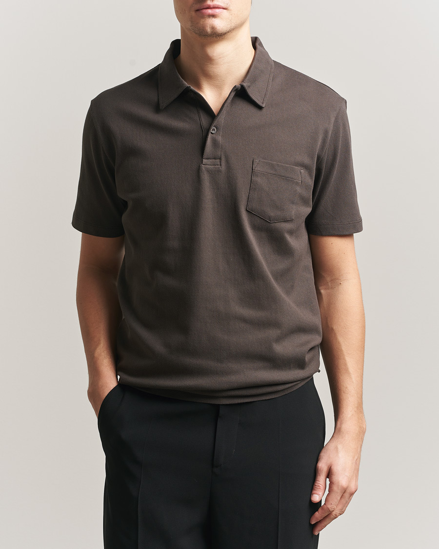 Hombres | Polos | Sunspel | Riviera Polo Shirt Dark Chocolate