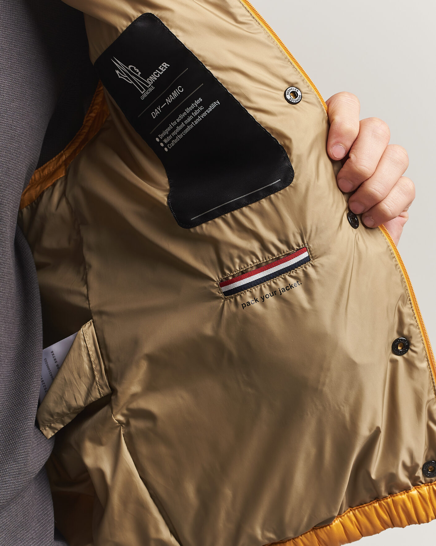 Hombres | Chalecos | Moncler Grenoble | Uychi Down Vest Yellow