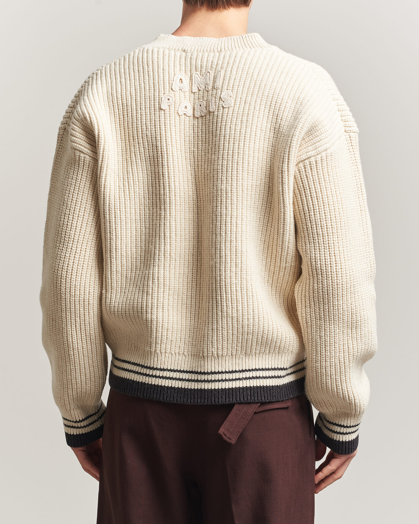Hombres | Jerséis y prendas de punto | AMI | Wool/Cotton Ribbed V-Neck Creme