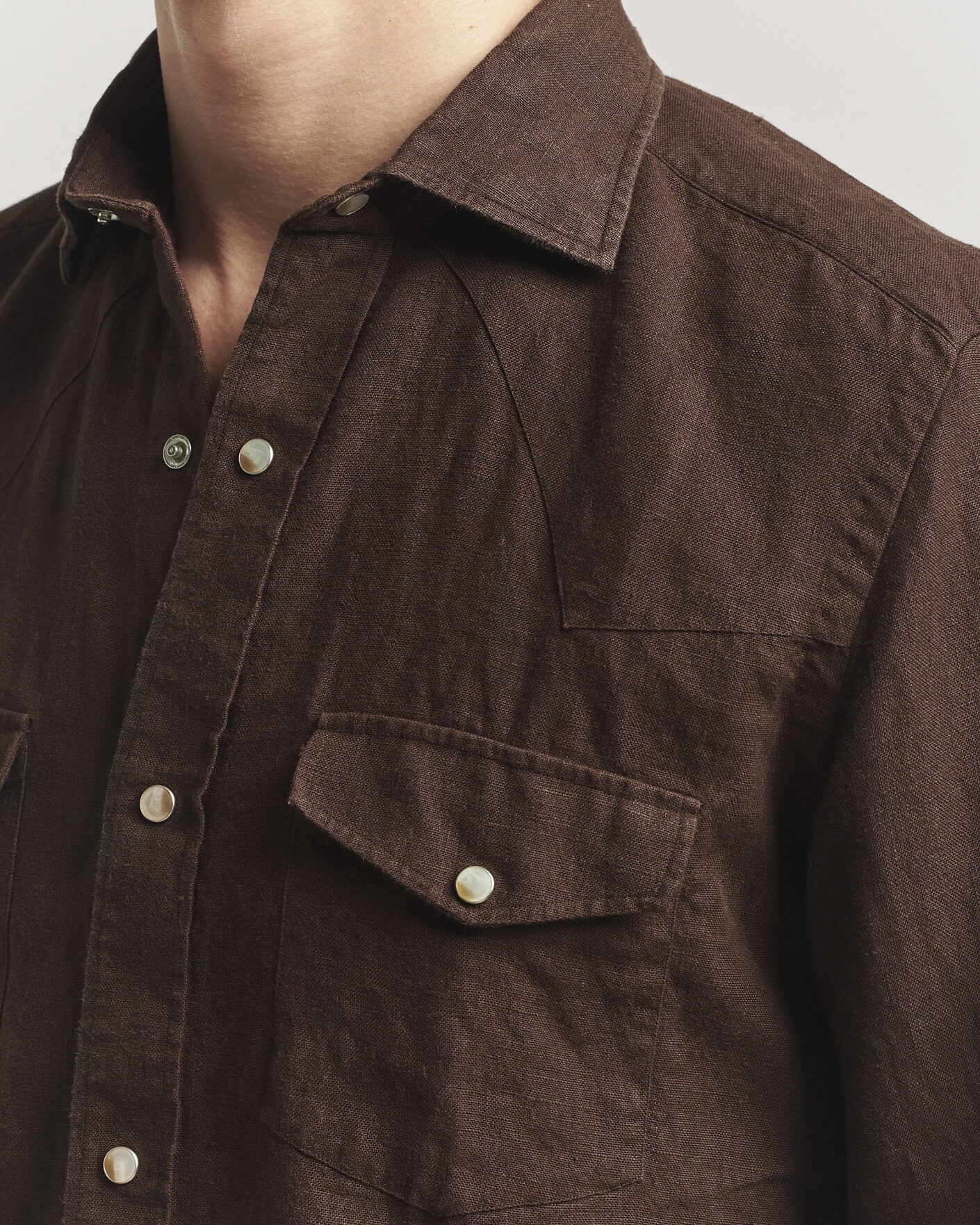 Hombres | Camisas | 100Hands | Two Pocket Western Linen Shirt Chocolate
