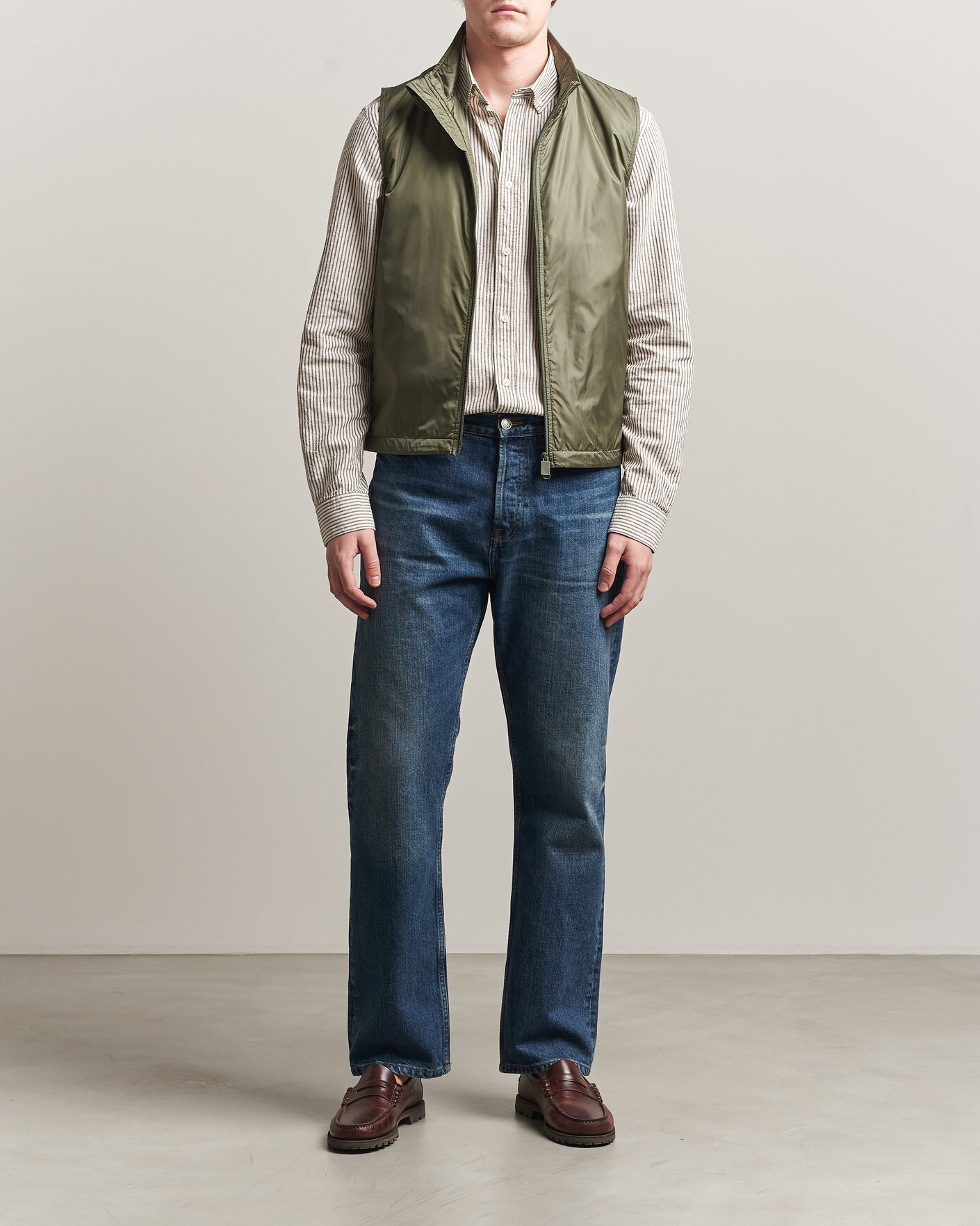 Hombres | Chalecos | Aspesi | Vernes Nylon Gilet Olive