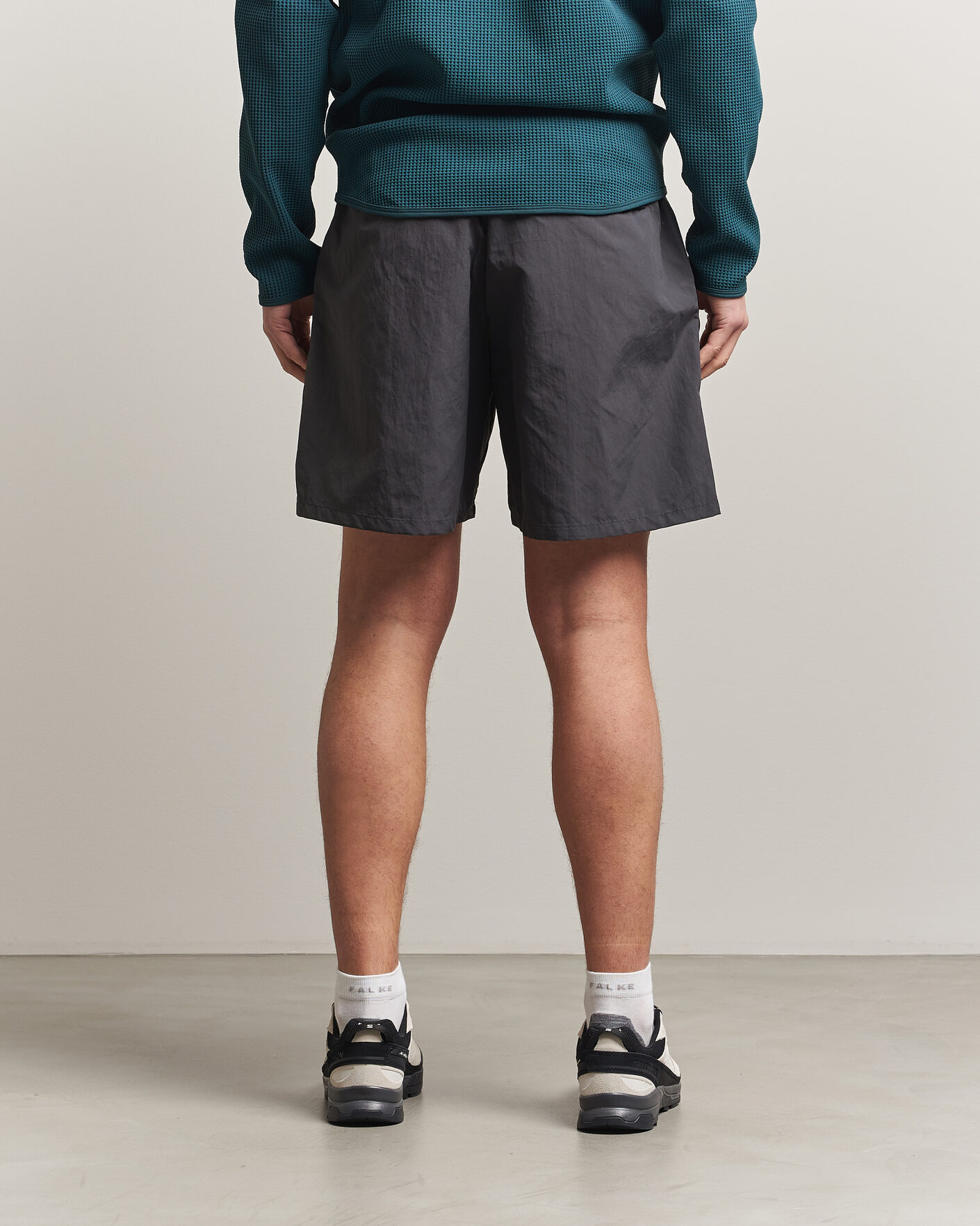 Hombres | Pantalones cortos | Goldwin | Nylon Shorts Deep Charcoal