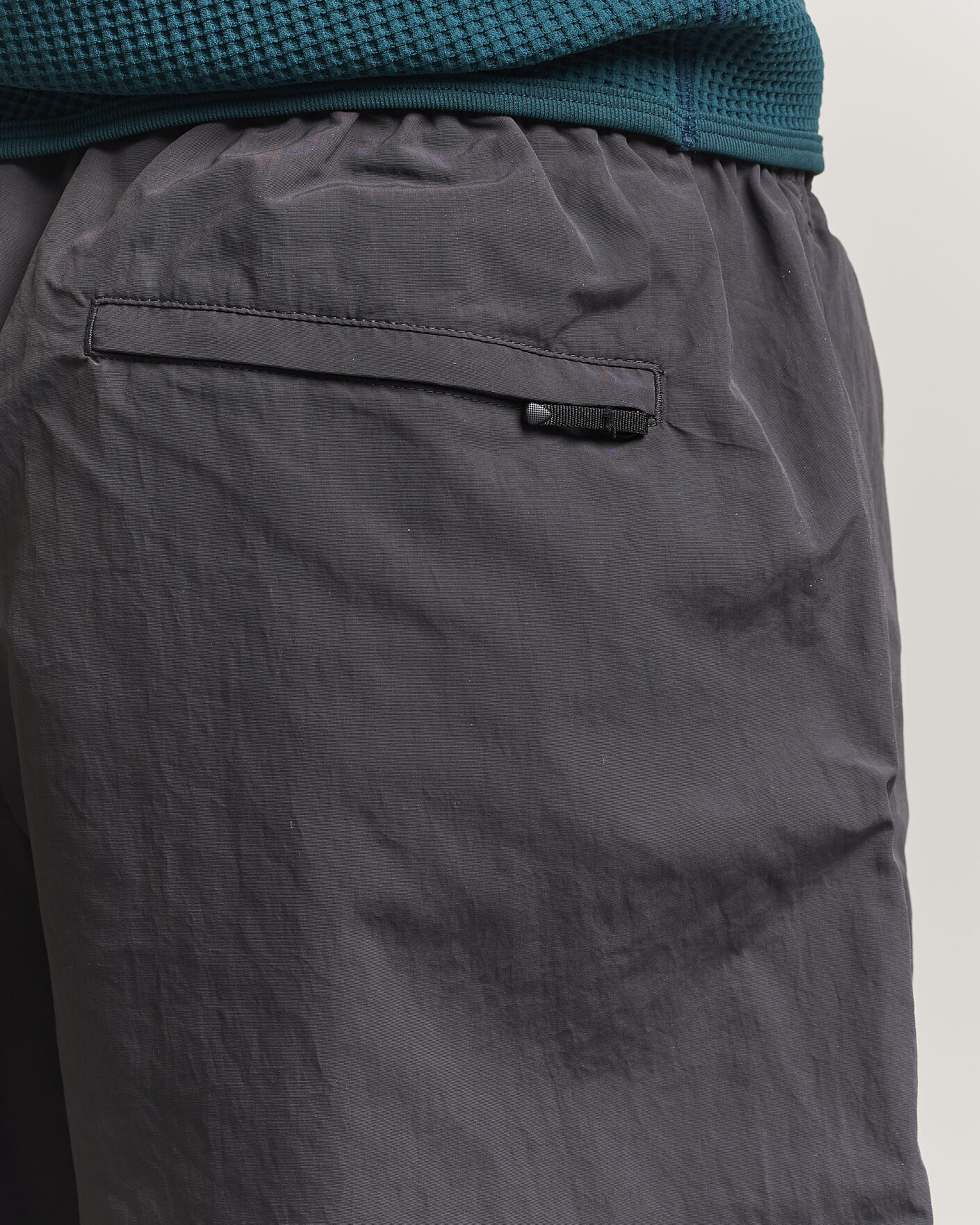 Hombres | Pantalones cortos | Goldwin | Nylon Shorts Deep Charcoal