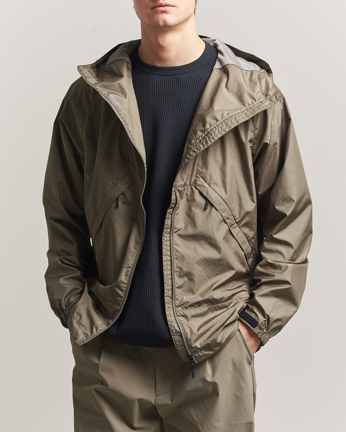 Hombres | Abrigos y chaquetas | Goldwin | Rip Stop Hooded Jacket Sand