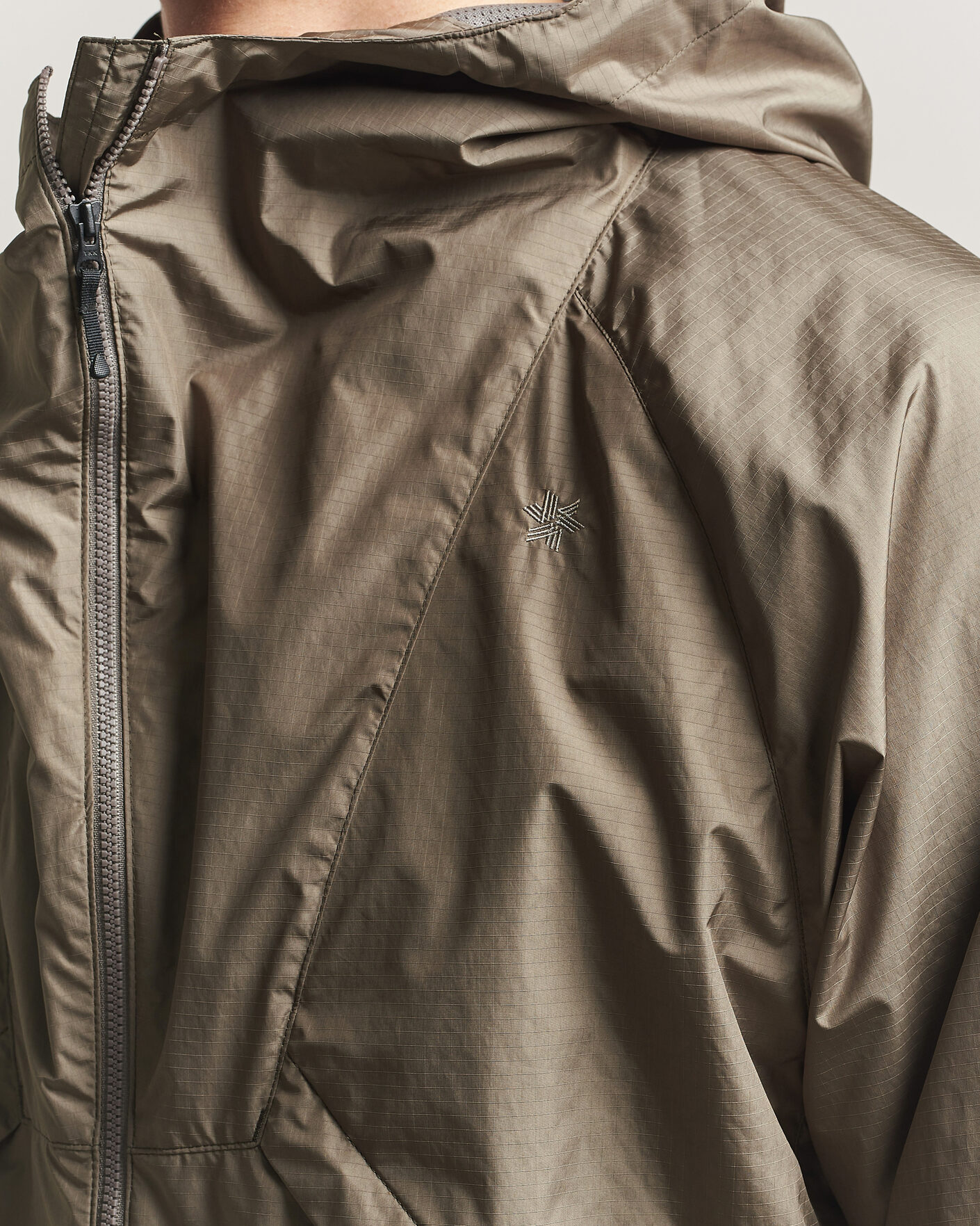 Hombres | Abrigos y chaquetas | Goldwin | Rip Stop Hooded Jacket Sand