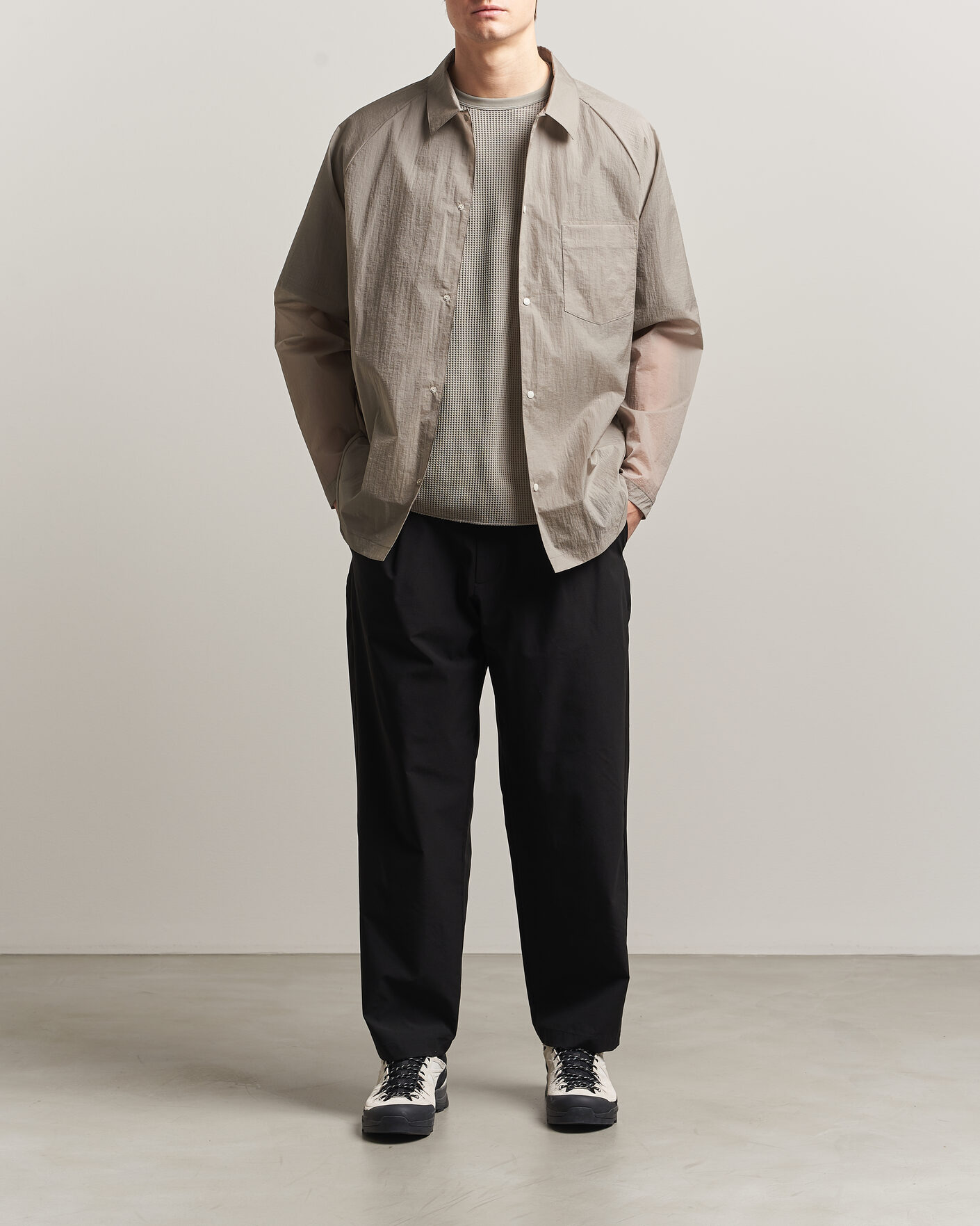 Hombres | Pantalones | Goldwin | Tapered Light Pants Black