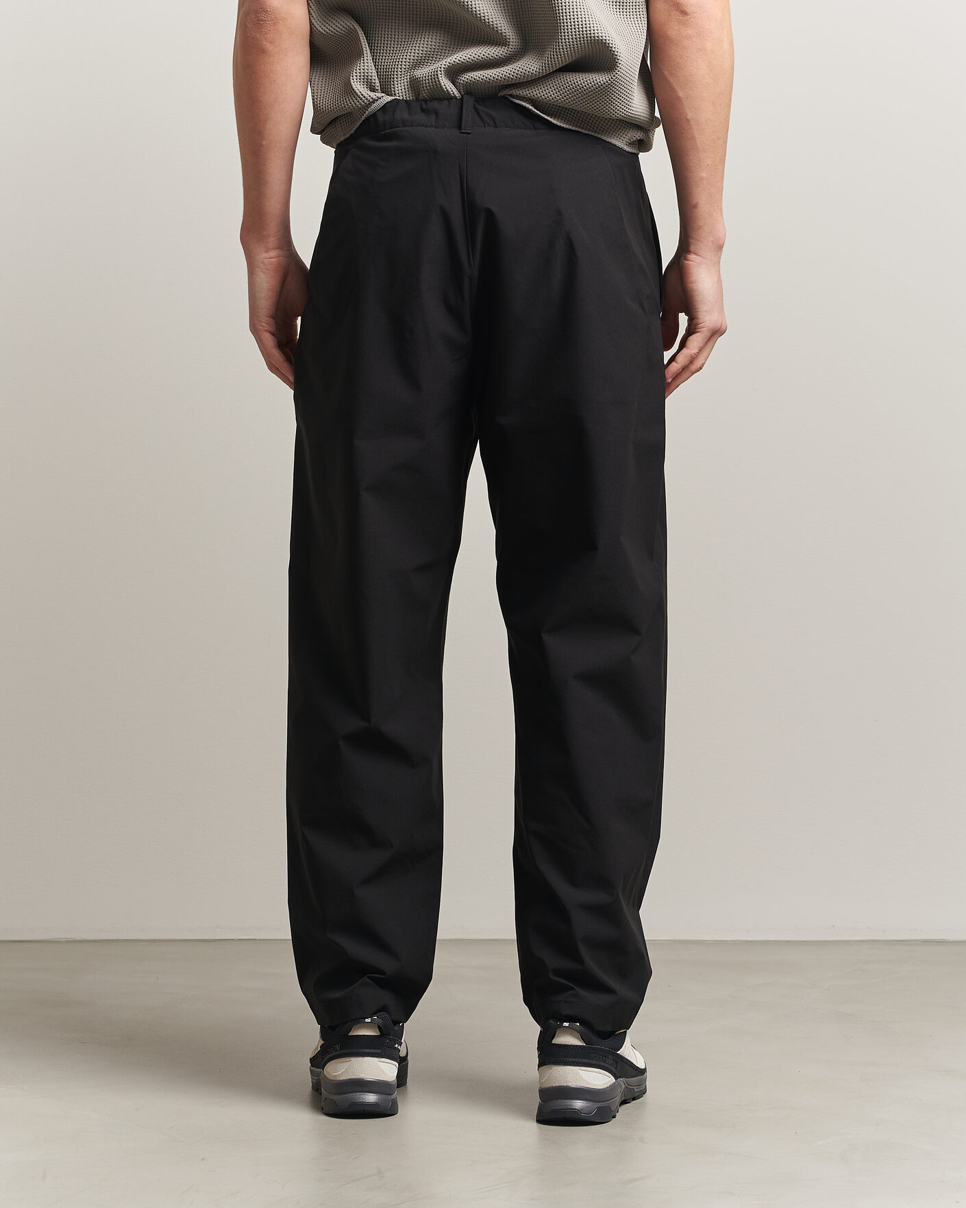 Hombres | Pantalones | Goldwin | Tapered Light Pants Black
