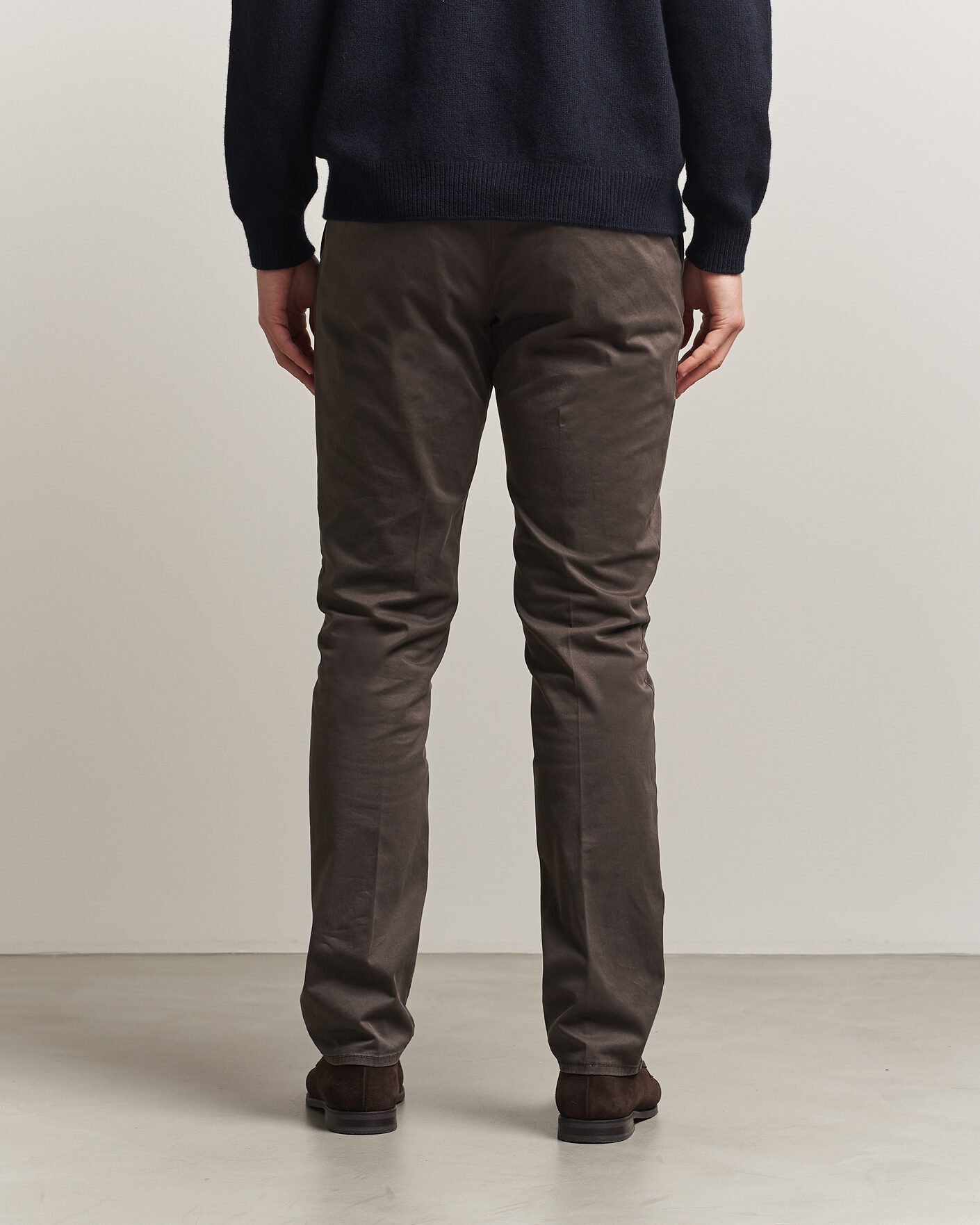 Hombres | Pantalones | Incotex | Slim Fit Garment Dyed Slacks Dark Brown