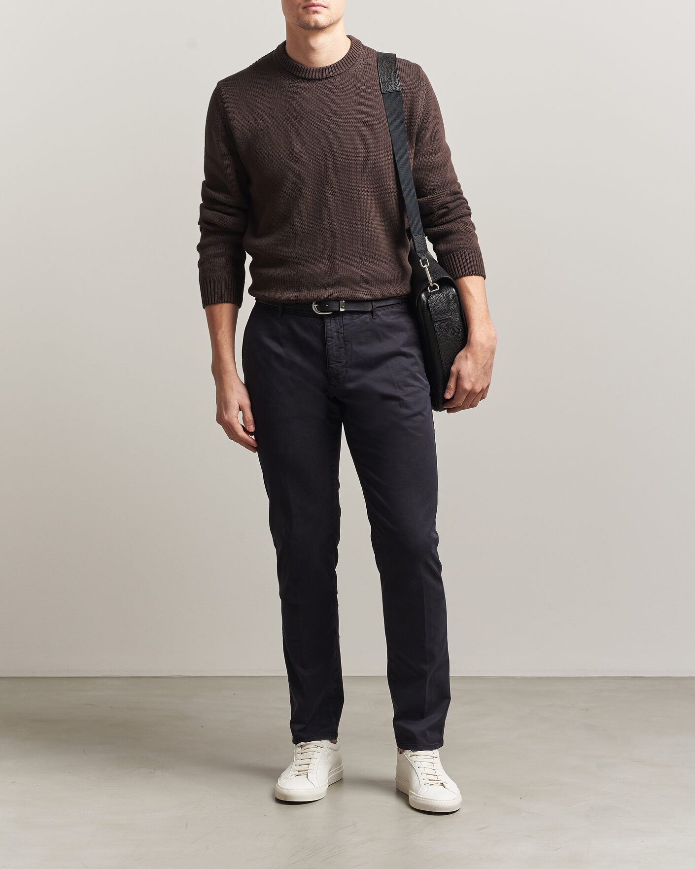 Hombres | Pantalones | Incotex | Slim Fit Garment Dyed Slacks Navy