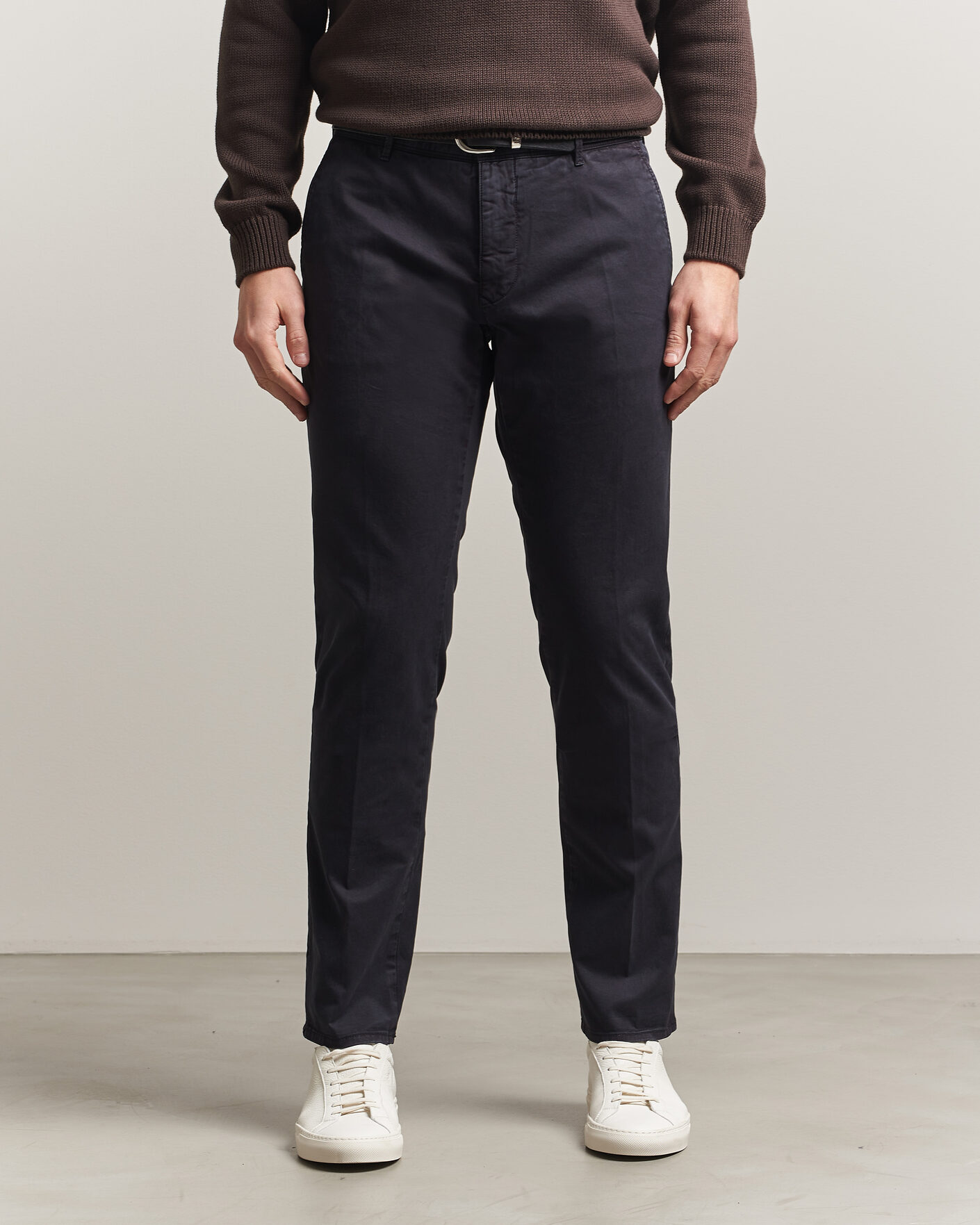 Hombres | Pantalones | Incotex | Slim Fit Garment Dyed Slacks Navy