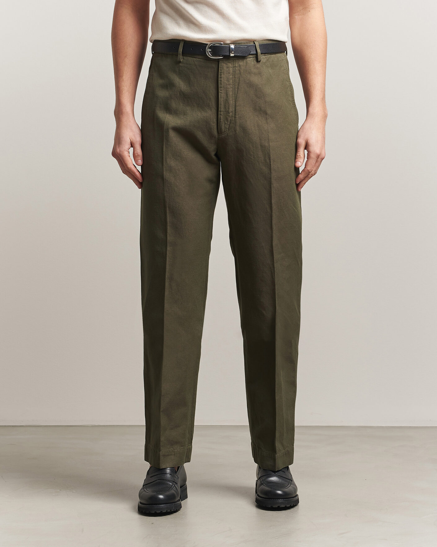 Hombres | Pantalones | Incotex | Regular Fit Cotton/Linen Drill Trousers Military