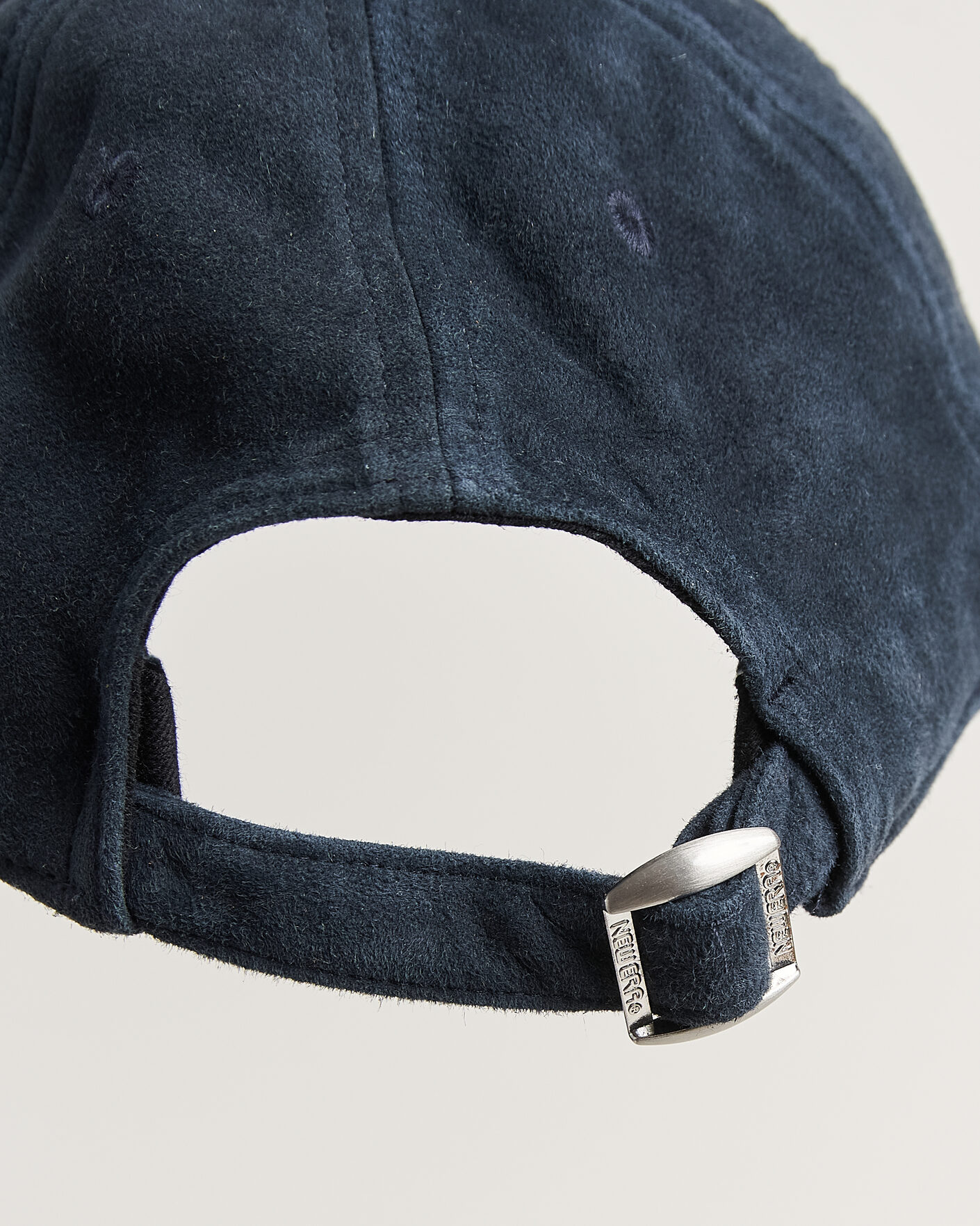 Hombres | Sombreros y gorras | New Era | 9Twenty Suede New York Yankees Cap Black