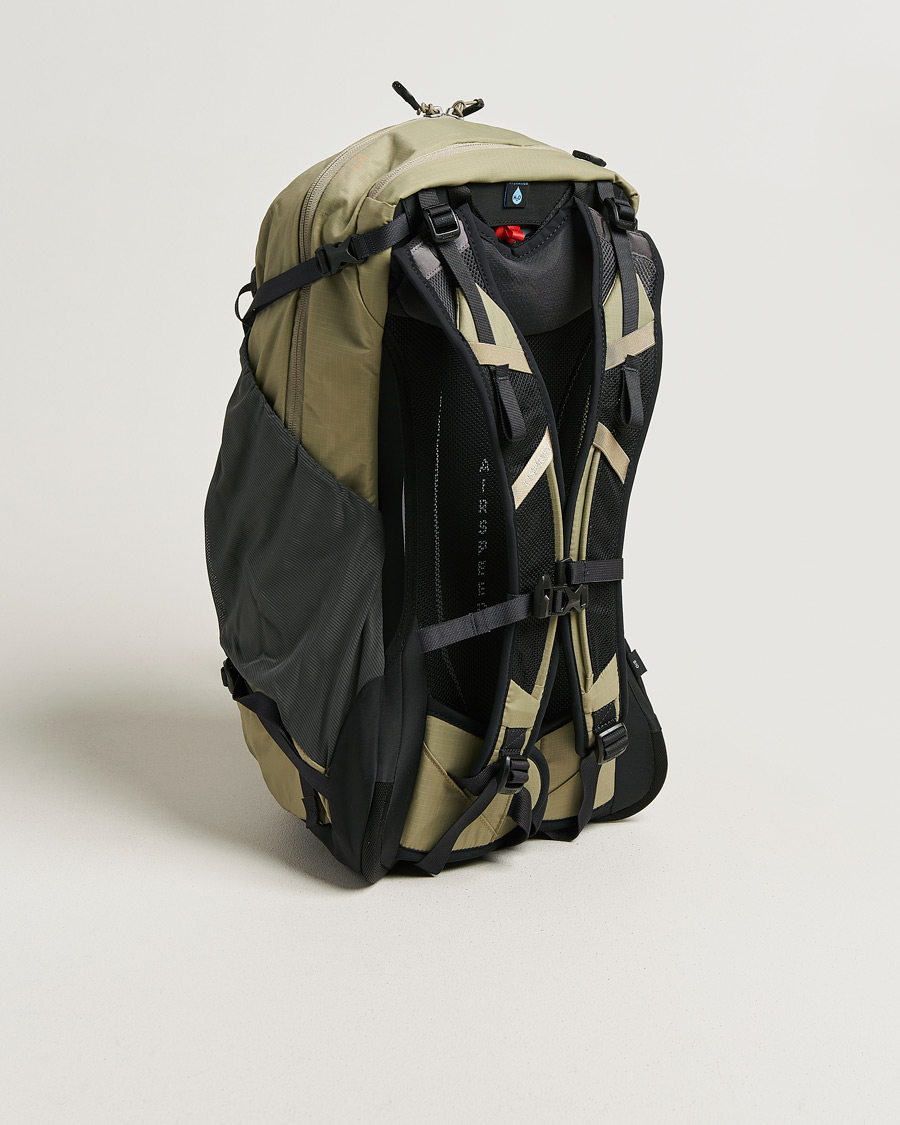 Hombres | Bolsos | Osprey | HikeLite 26 Olive Tan