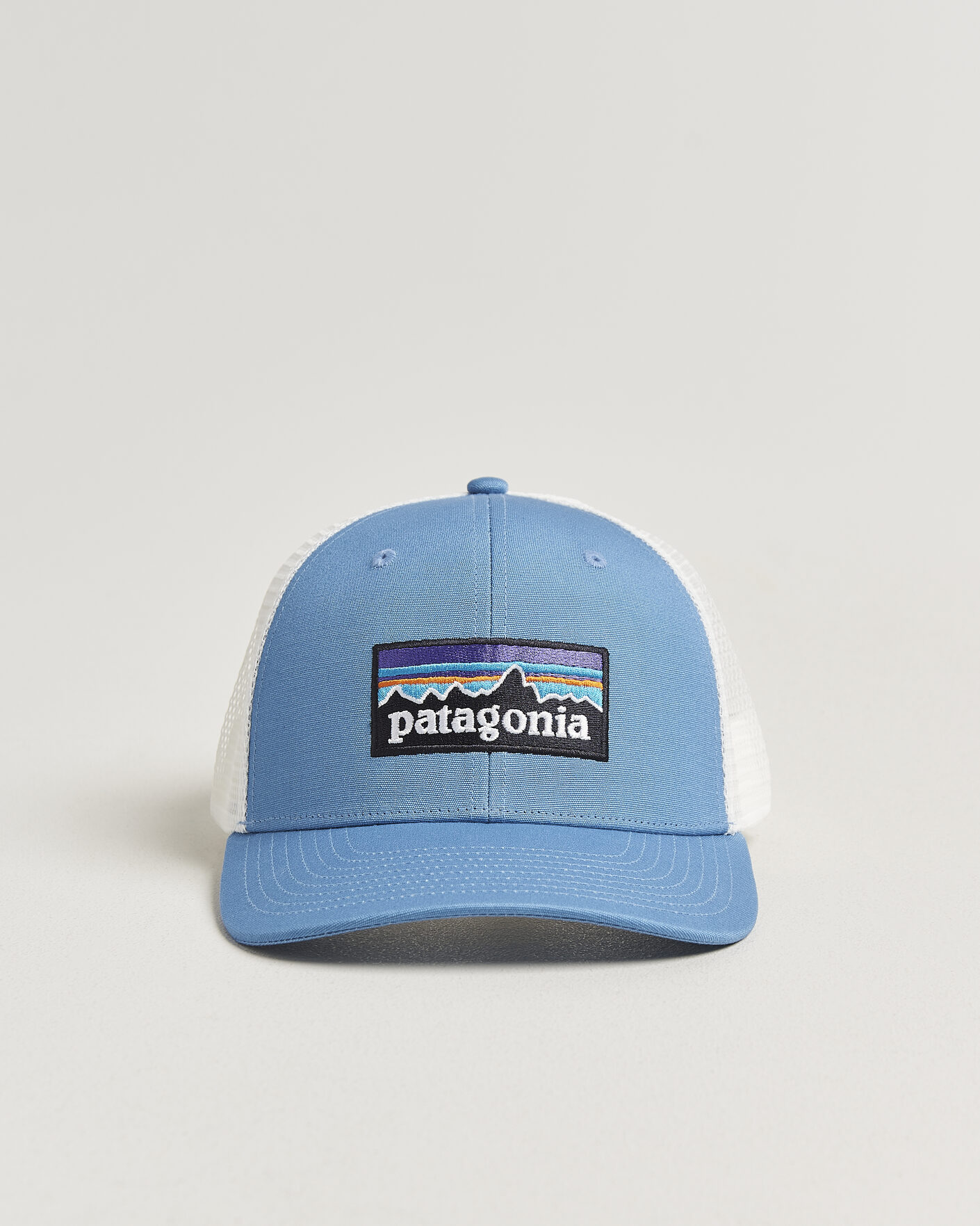 Hombres | Sombreros y gorras | Patagonia | P-6 Logo Trucker Hat Shore Blue