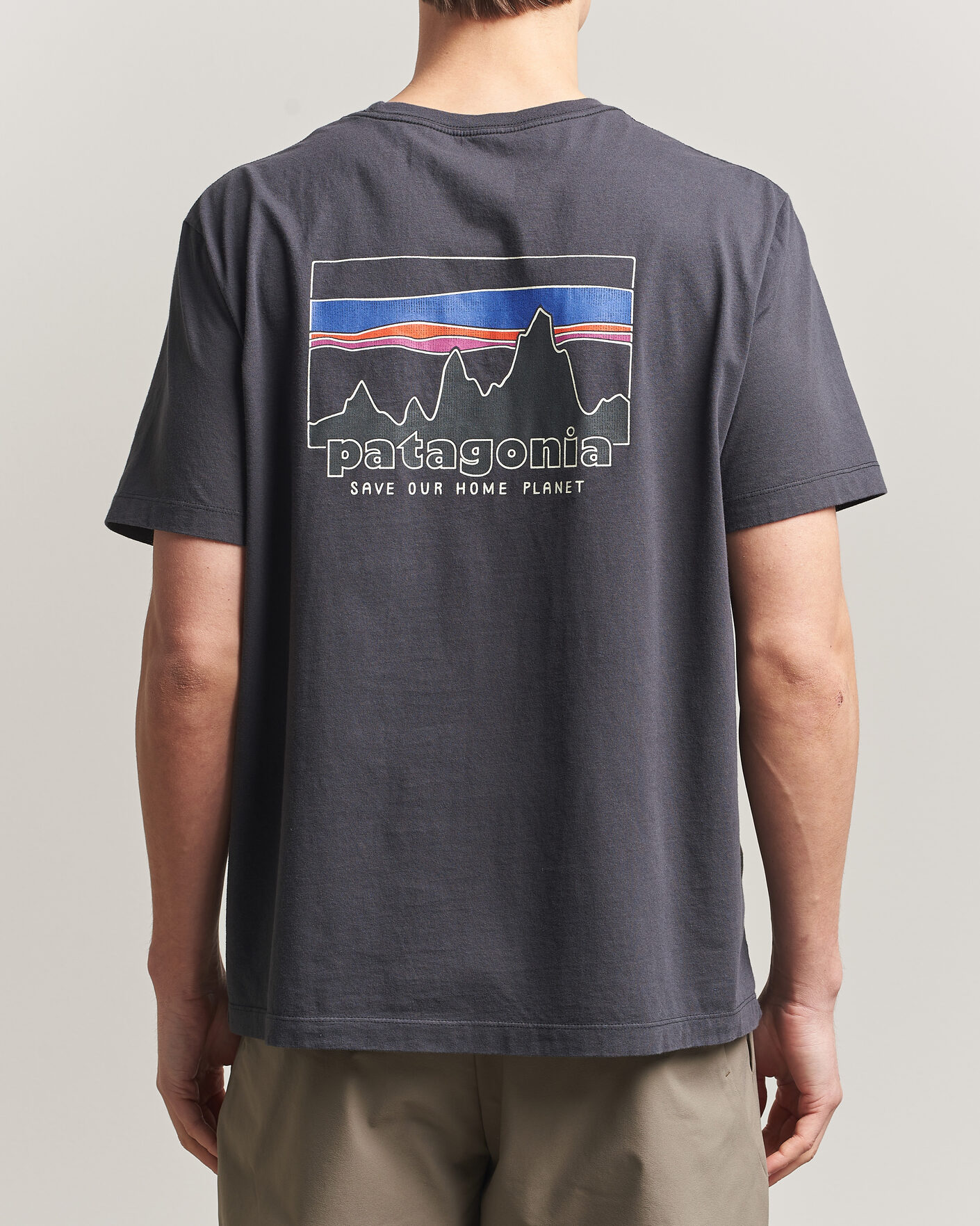 Hombres | Camisetas | Patagonia | 73 Skyline Logo T-Shirt Ink Black