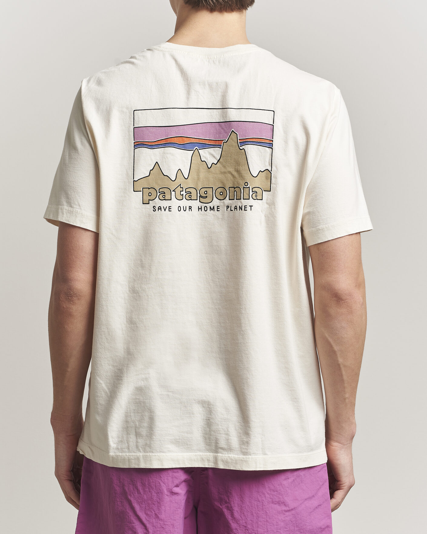 Hombres | Camisetas | Patagonia | 73 Skyline Logo T-Shirt Undyed Natural