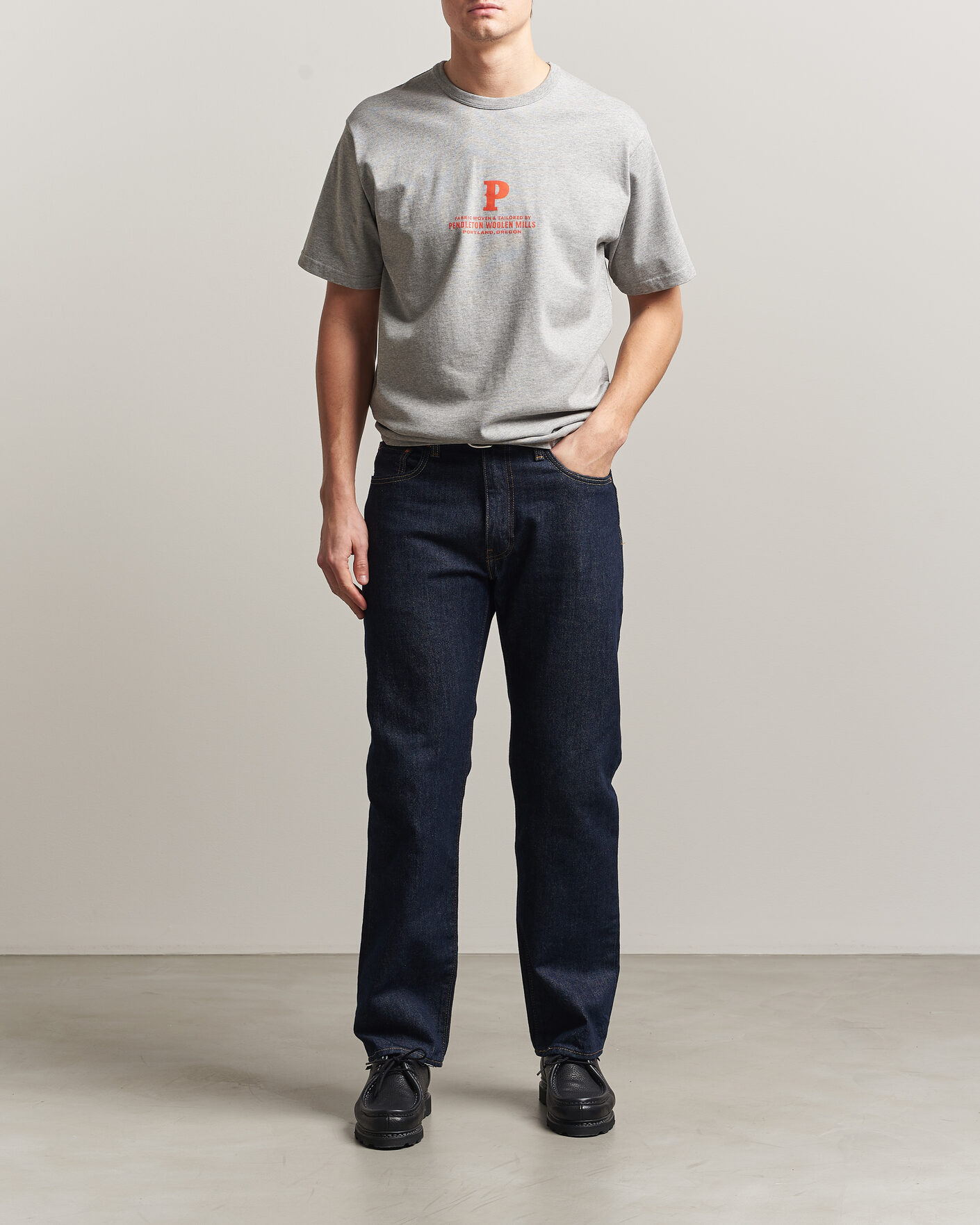 Hombres | Camisetas | Pendleton | Heavyweight P Tee Ash Heather Grey