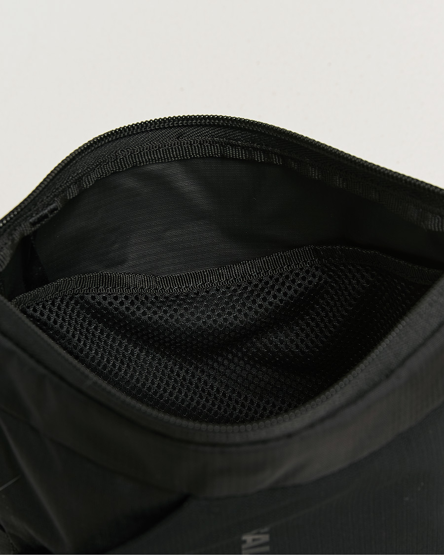 Hombres | Bolsos | Salomon | ACS 2 Small Shoulder Bag Black