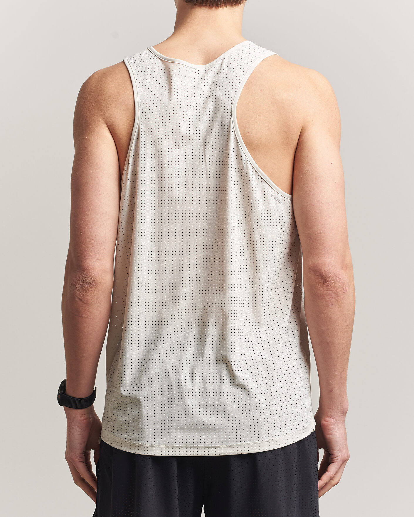 Hombres | Camisetas | Satisfy | Space-O Singlet Chalk
