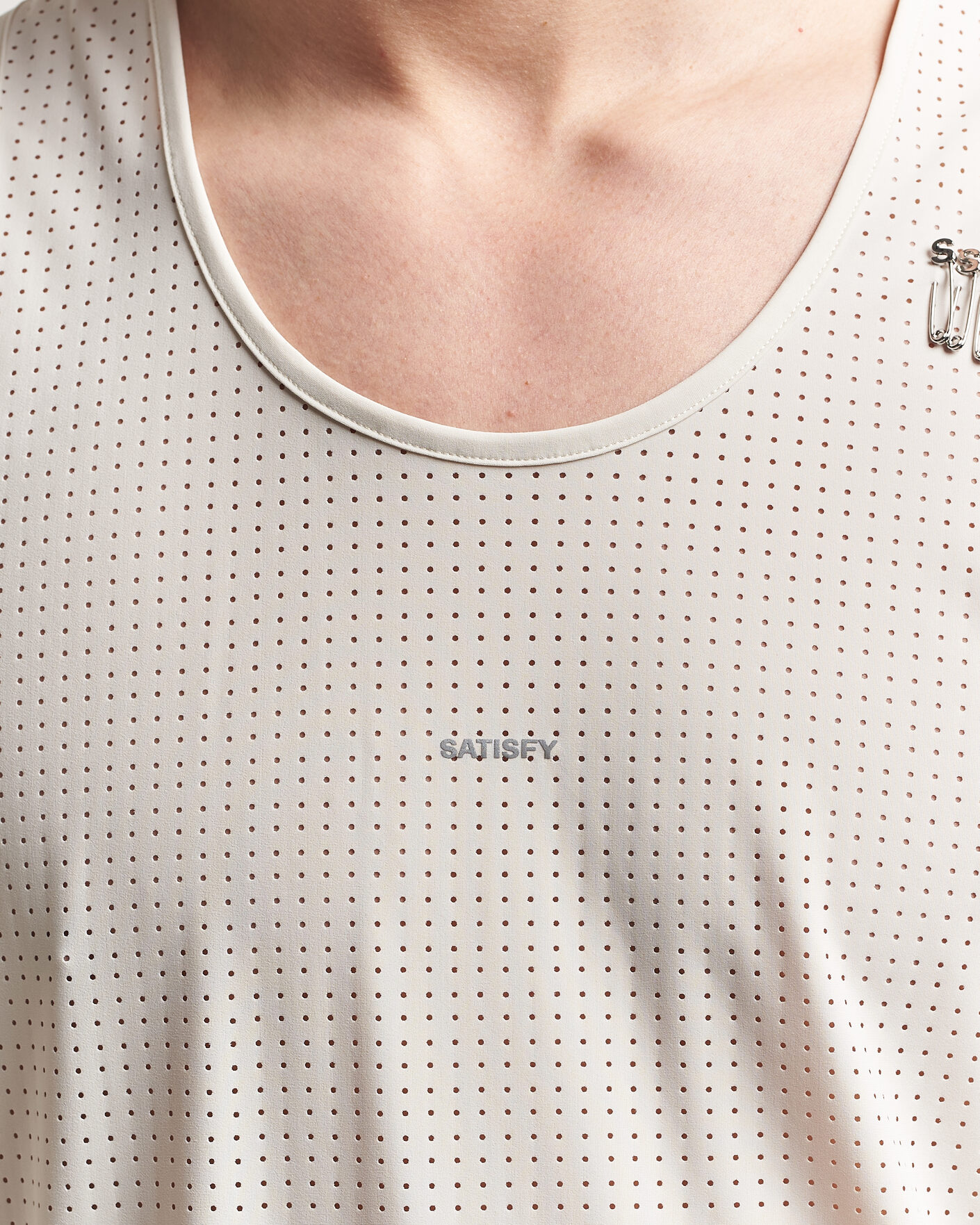 Hombres | Camisetas | Satisfy | Space-O Singlet Chalk