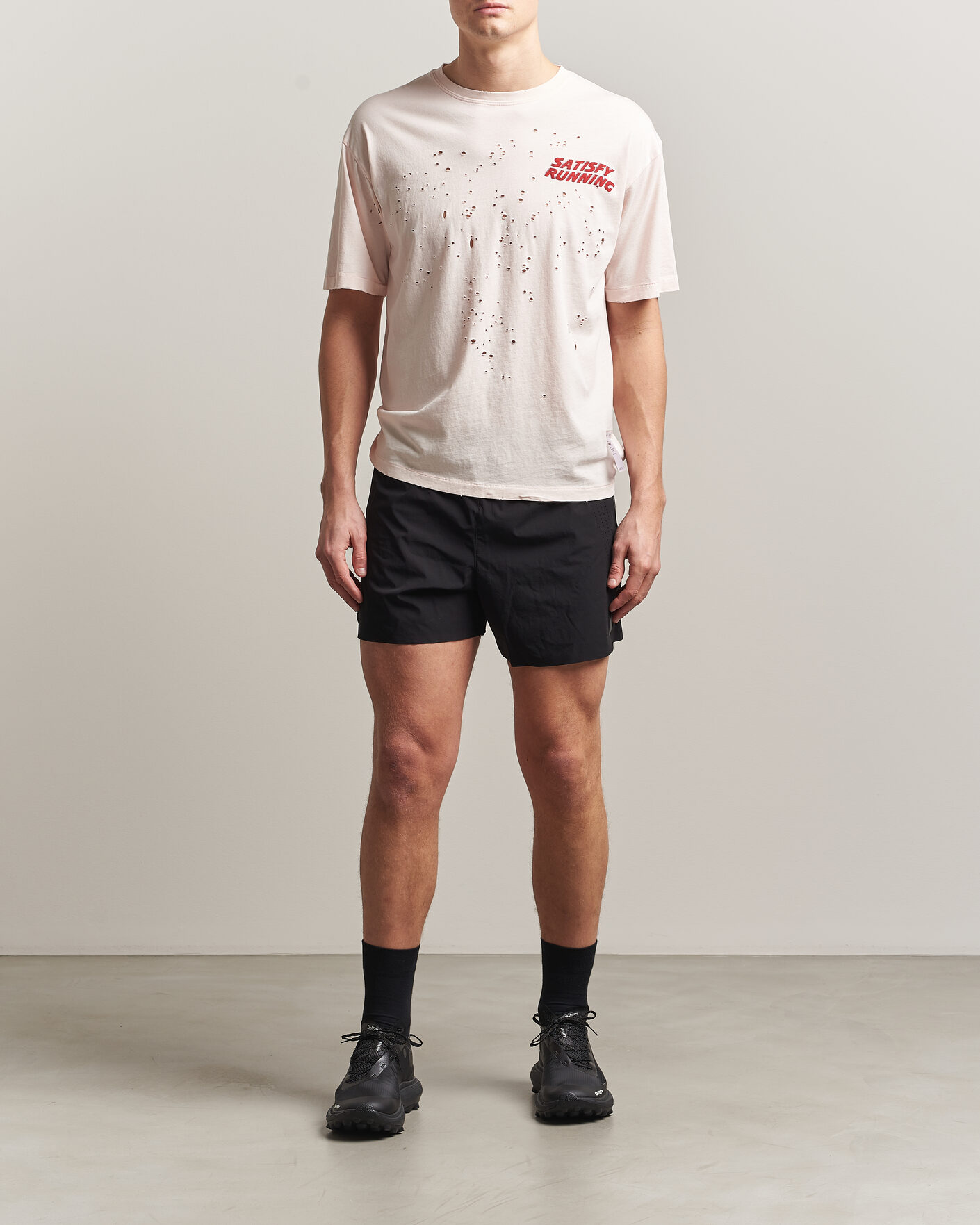 Hombres | Camisetas | Satisfy | MothTech T-Shirt Sun Bleached Rosewater