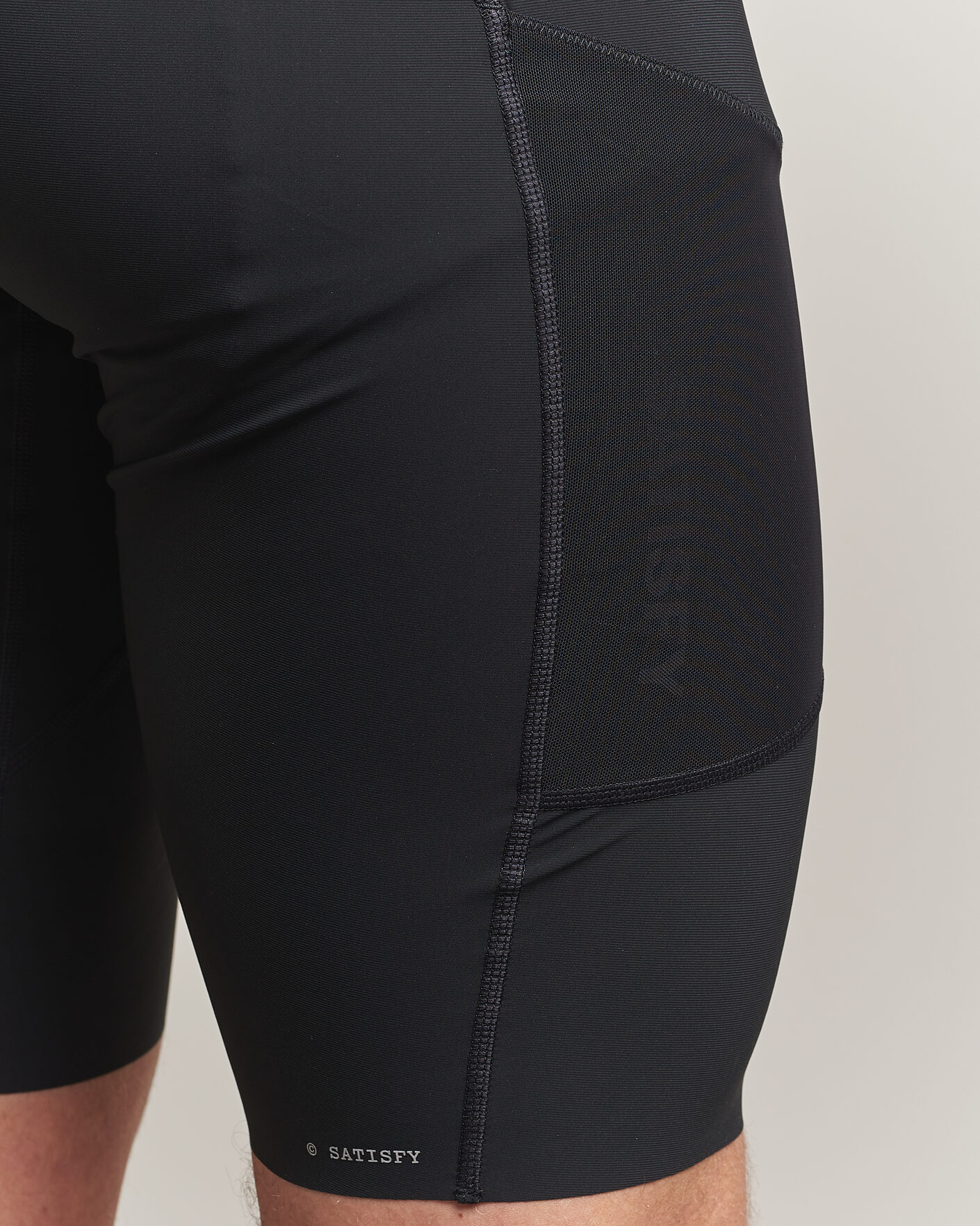 Hombres | Pantalones cortos | Satisfy | TechSilk Evo 9 Half Tight Black