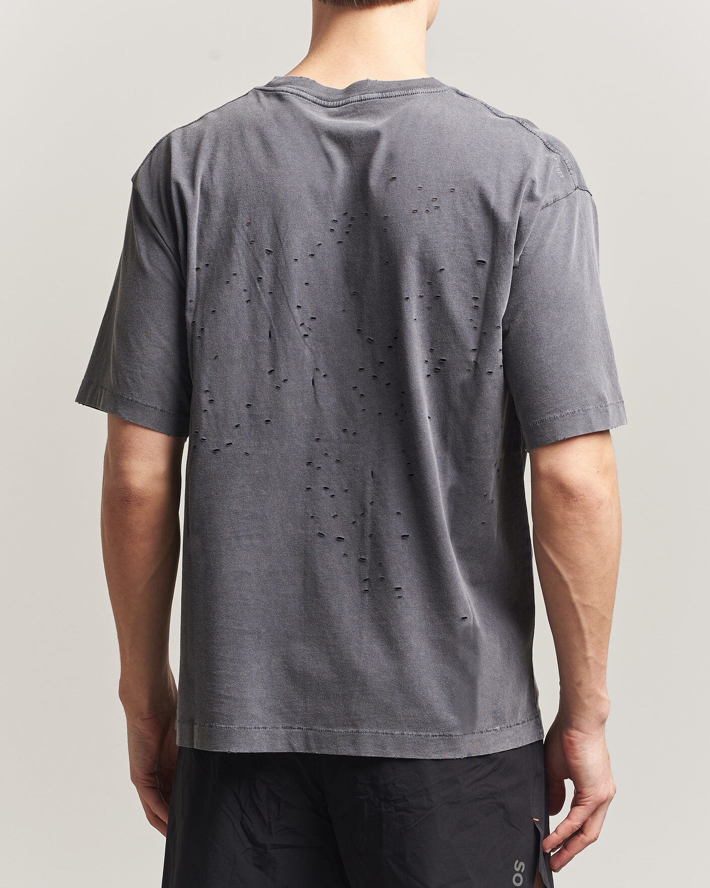 Hombres | Camisetas | Satisfy | MothTech Small Logo T-Shirt Aged Black