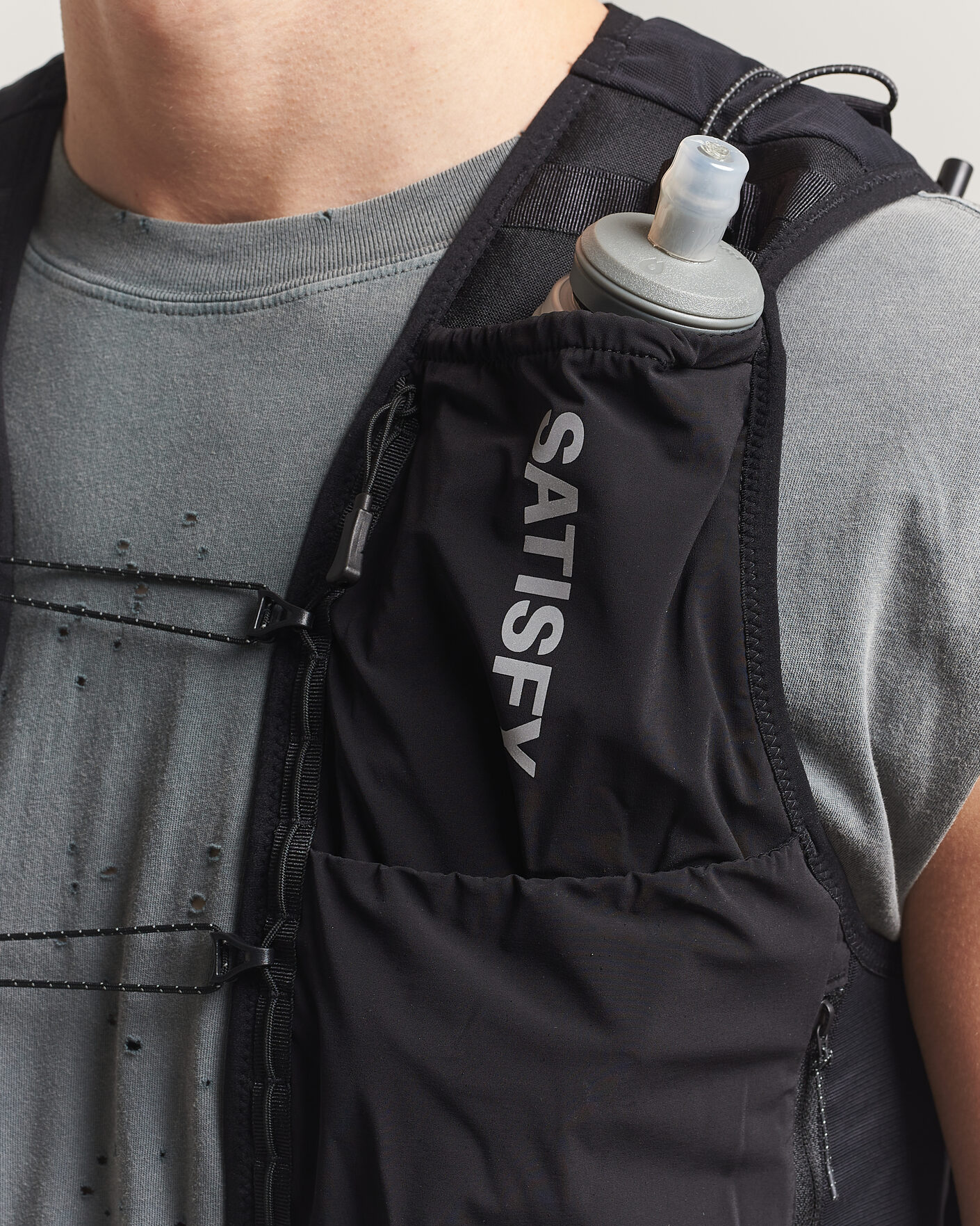 Hombres | Accesorios activos | Satisfy | Justice Cordura Hydration Vest 5L Black