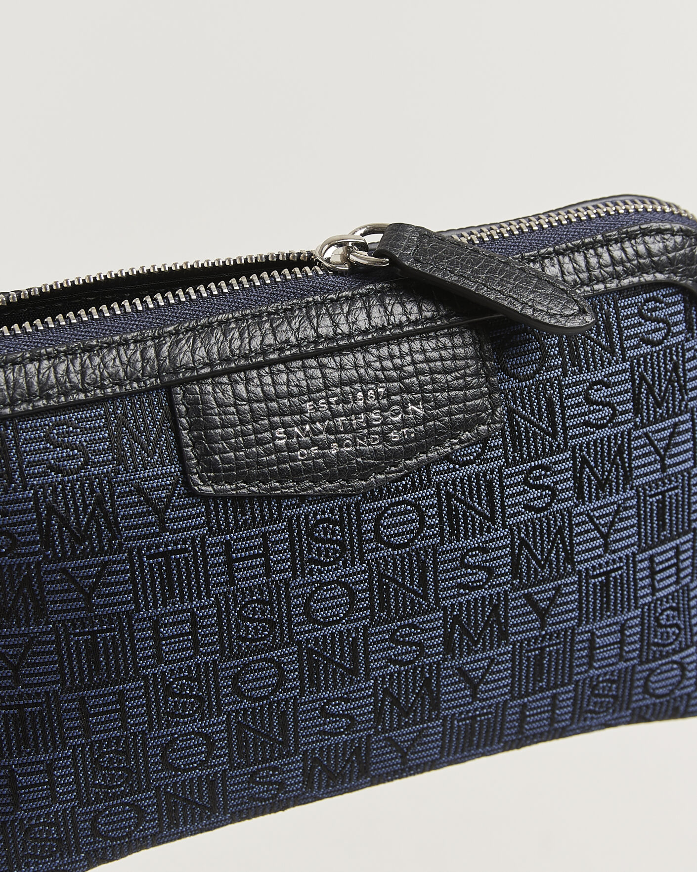 Hombres | Bolsos | Smythson | Canvas Stamp Small Travel Pouch Navy