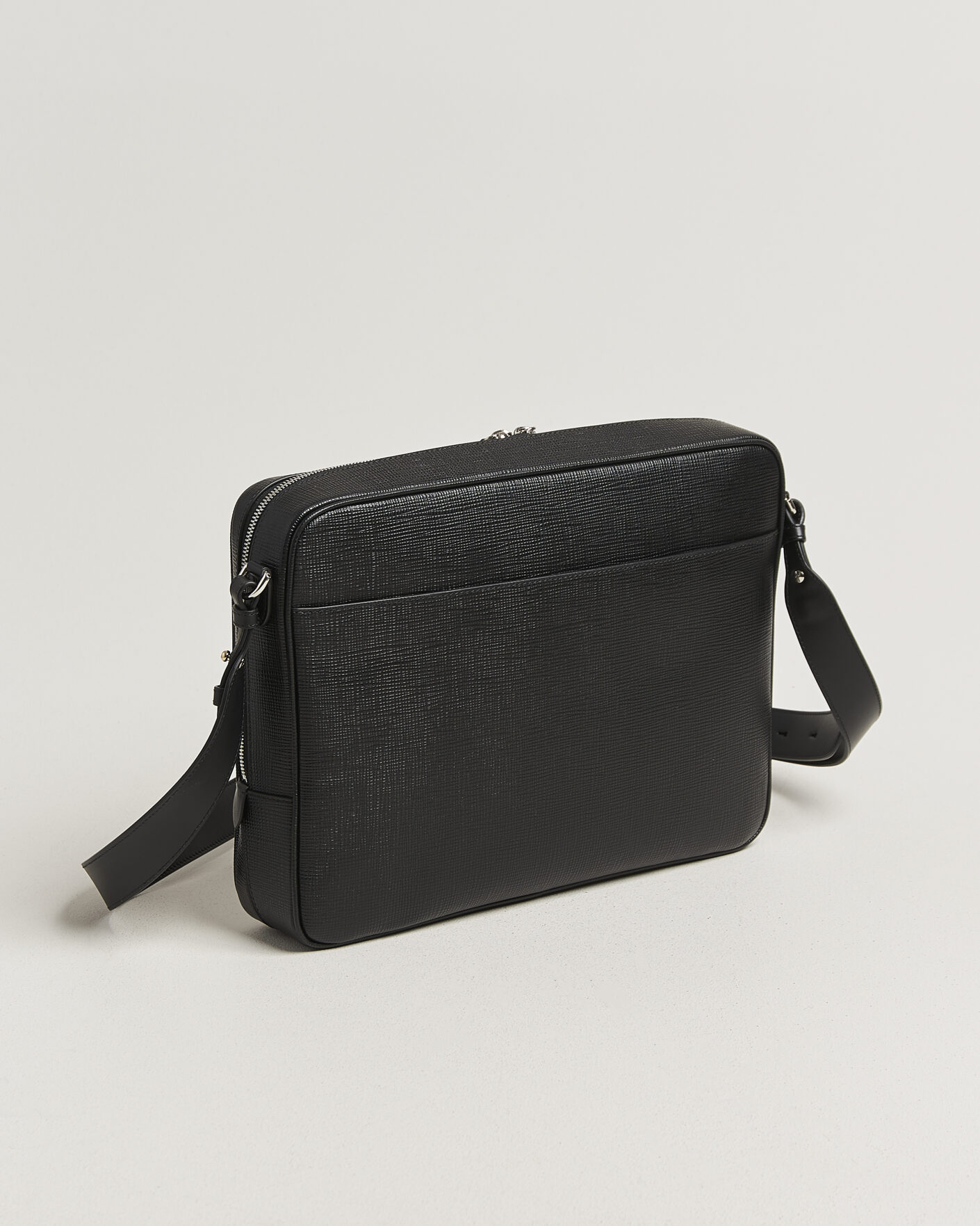 Hombres | Bolsos | Smythson | Panama Slim Messenger Bag Black