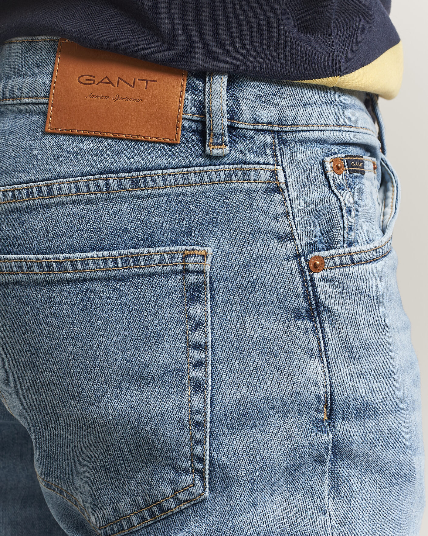 Hombres | Pantalones | Gant | Regular Fit Jeans Semi Light Blue Worn In