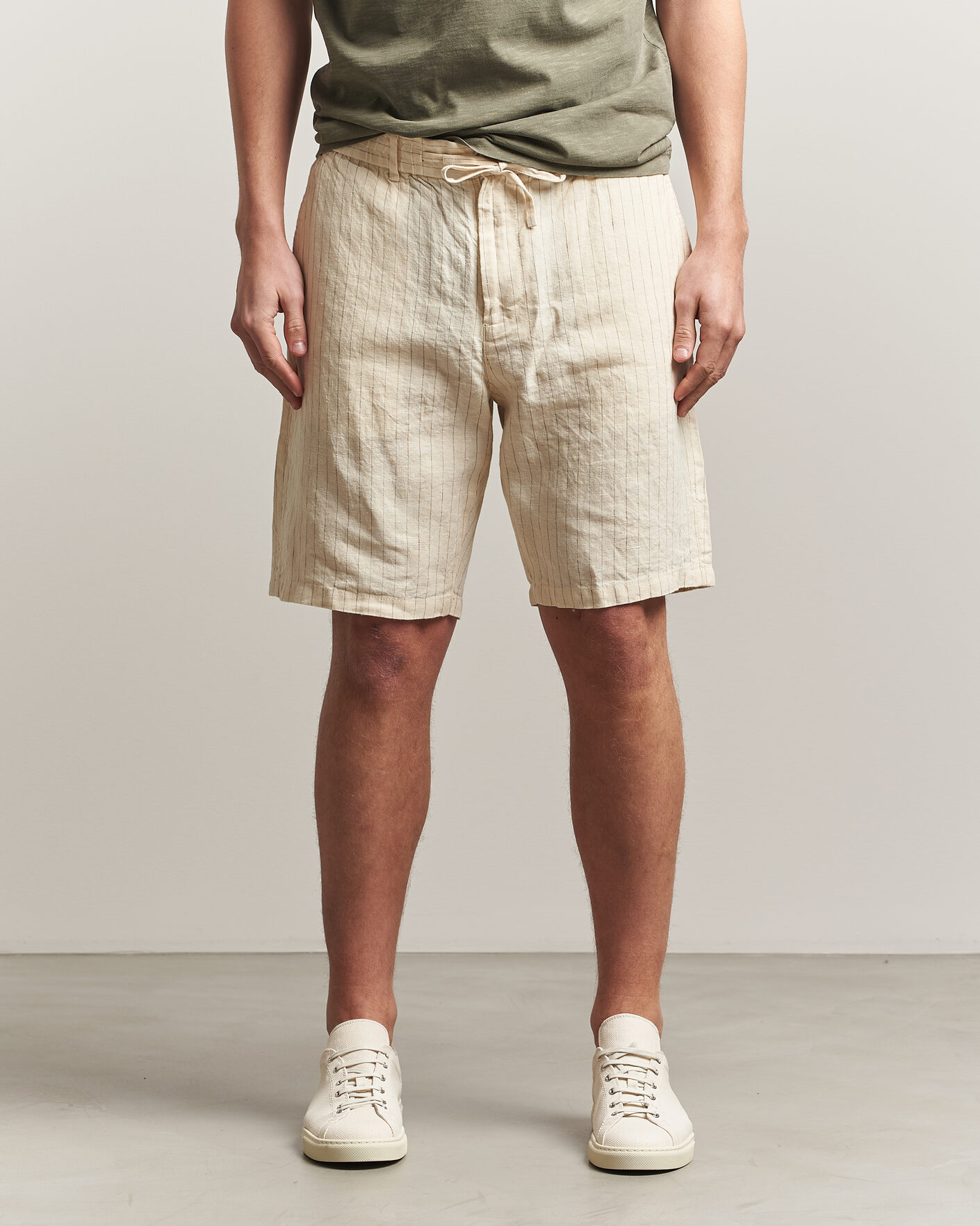 Hombres | Pantalones cortos | Gant | Regular Fit Striped Linen Drawstring Shorts Faded Beige