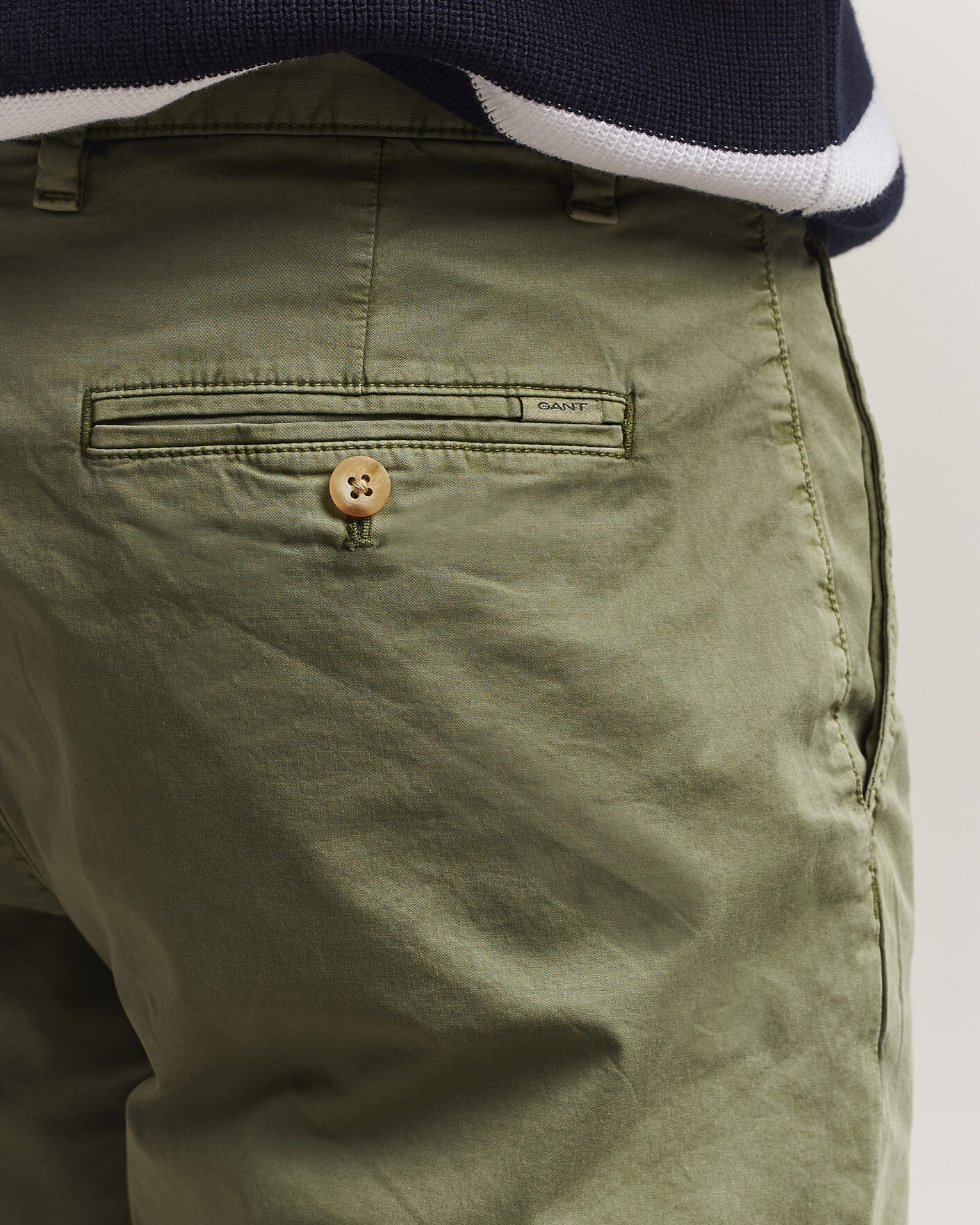 Hombres | Pantalones cortos | Gant | Regular Sunfaded Shorts Dry Herb Green