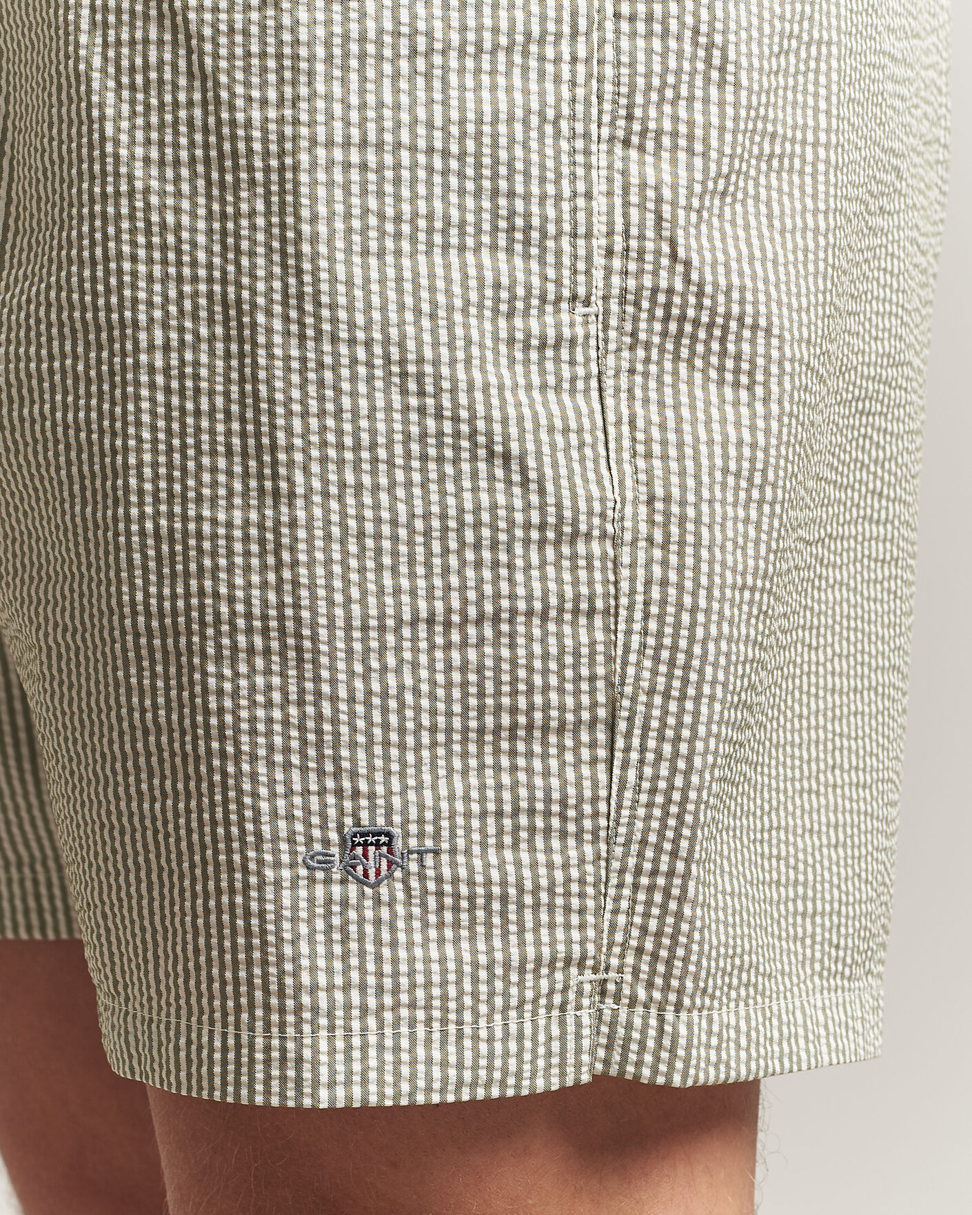 Hombres | Bañadores | Gant | Seersucker Striped Swimshorts Dry Herb Green