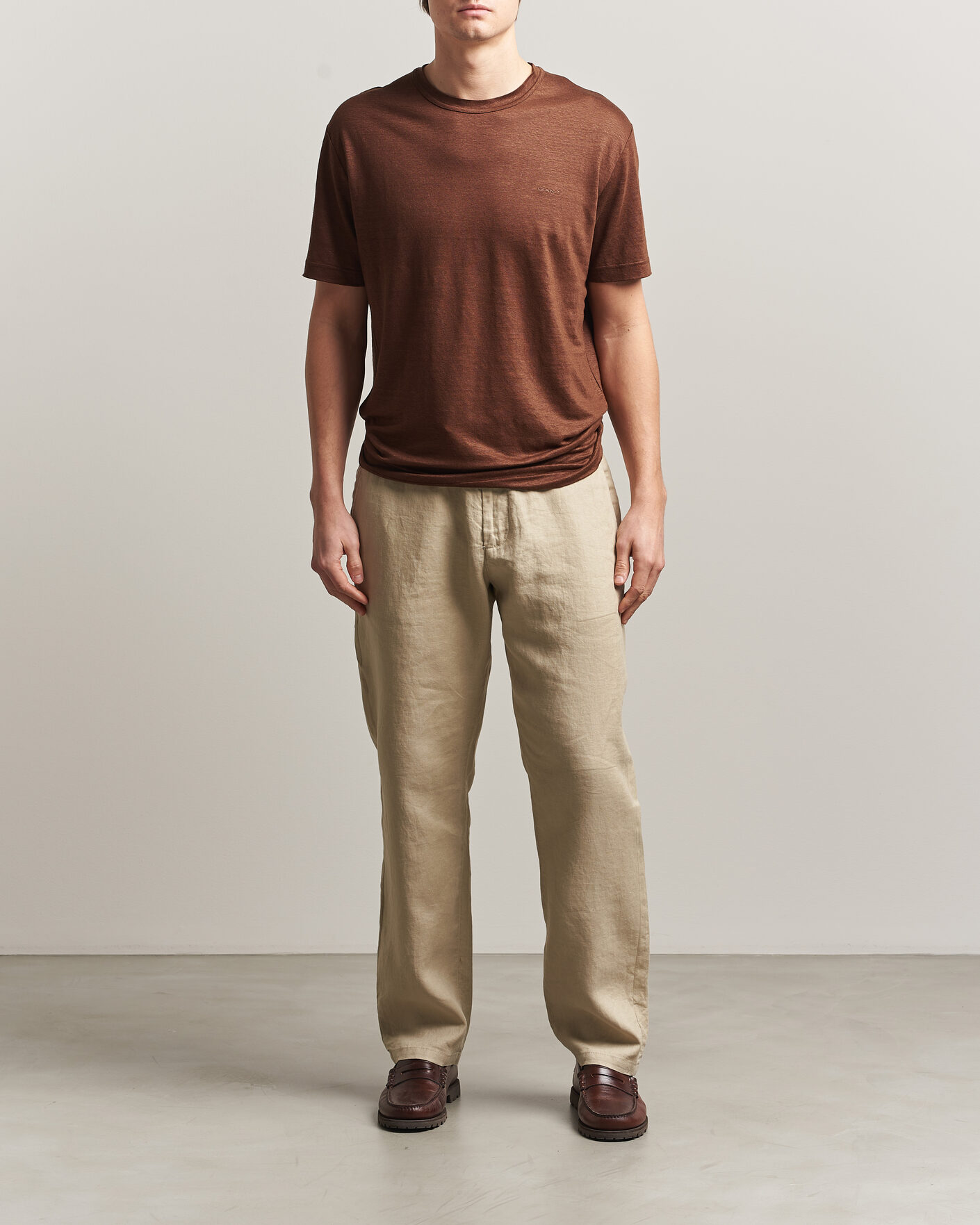 Hombres | Camisetas | GANT | Linen T-Shirt Mahogany Brown
