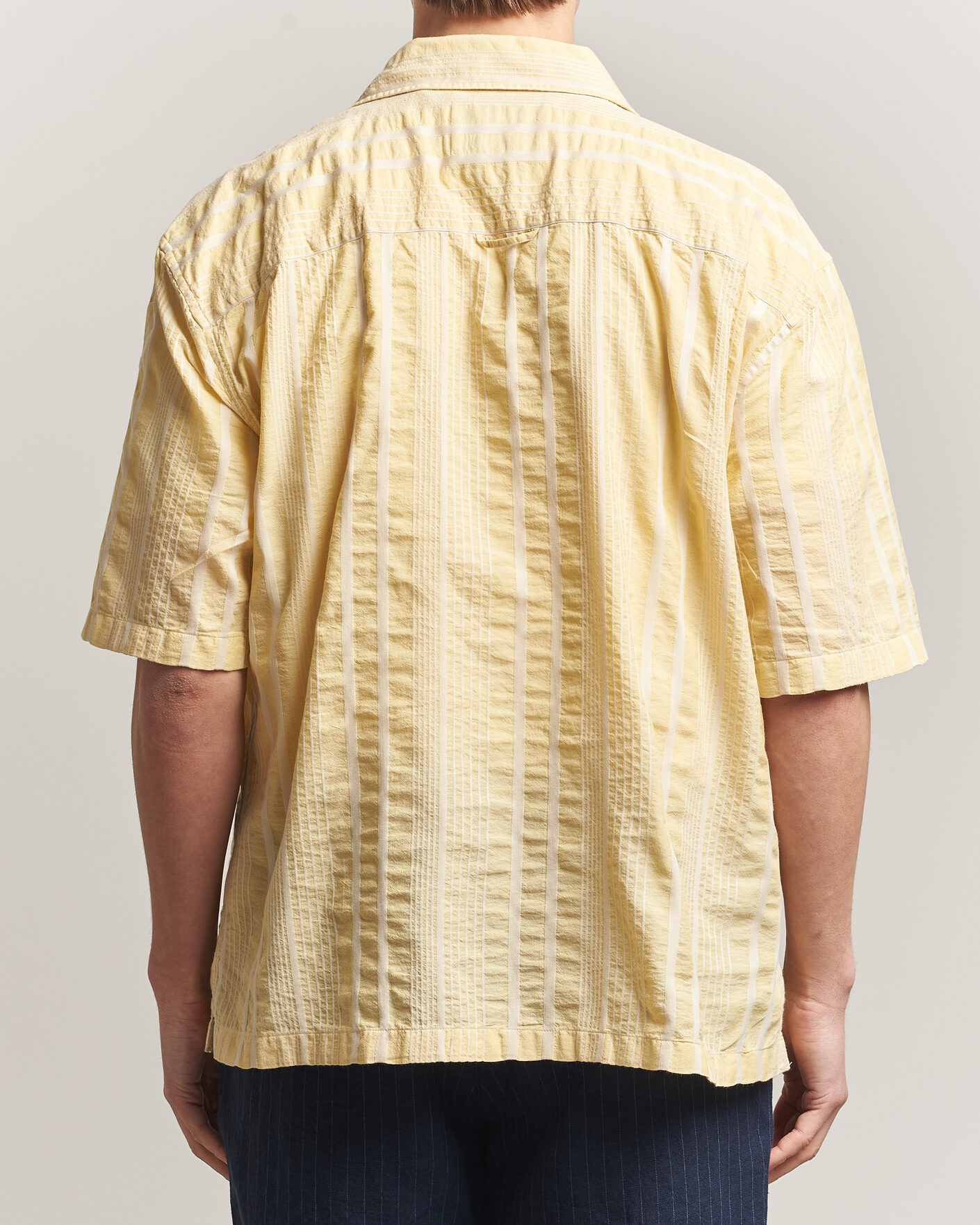 Hombres | Camisas | Gant | Relaxed Fit Seersucker Camp Collar Shirt Light Mustard Yellow
