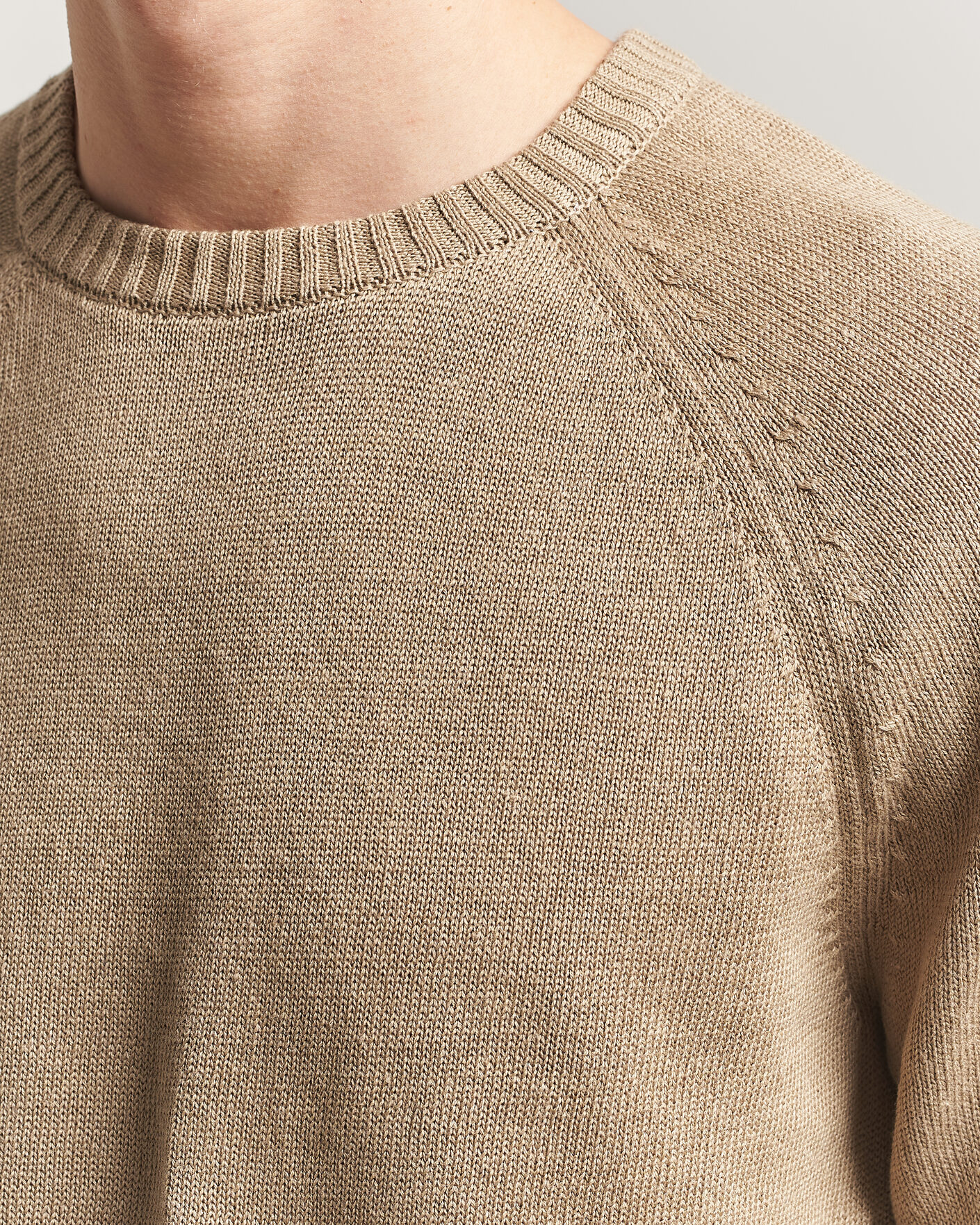 Hombres | Jerséis y prendas de punto | GANT | Linen/Cotton Crew Neck Sweater Dark Khaki