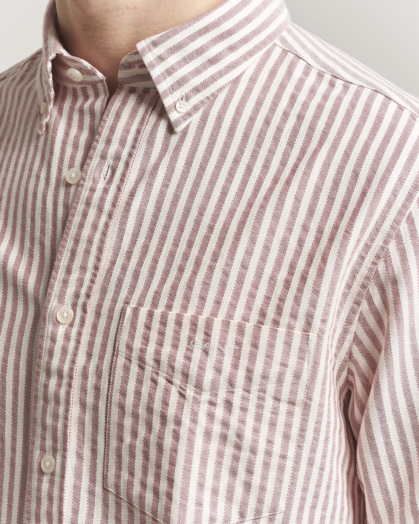 Hombres | Camisas | GANT | Regular Fit Textured Striped Shirt Rose Red