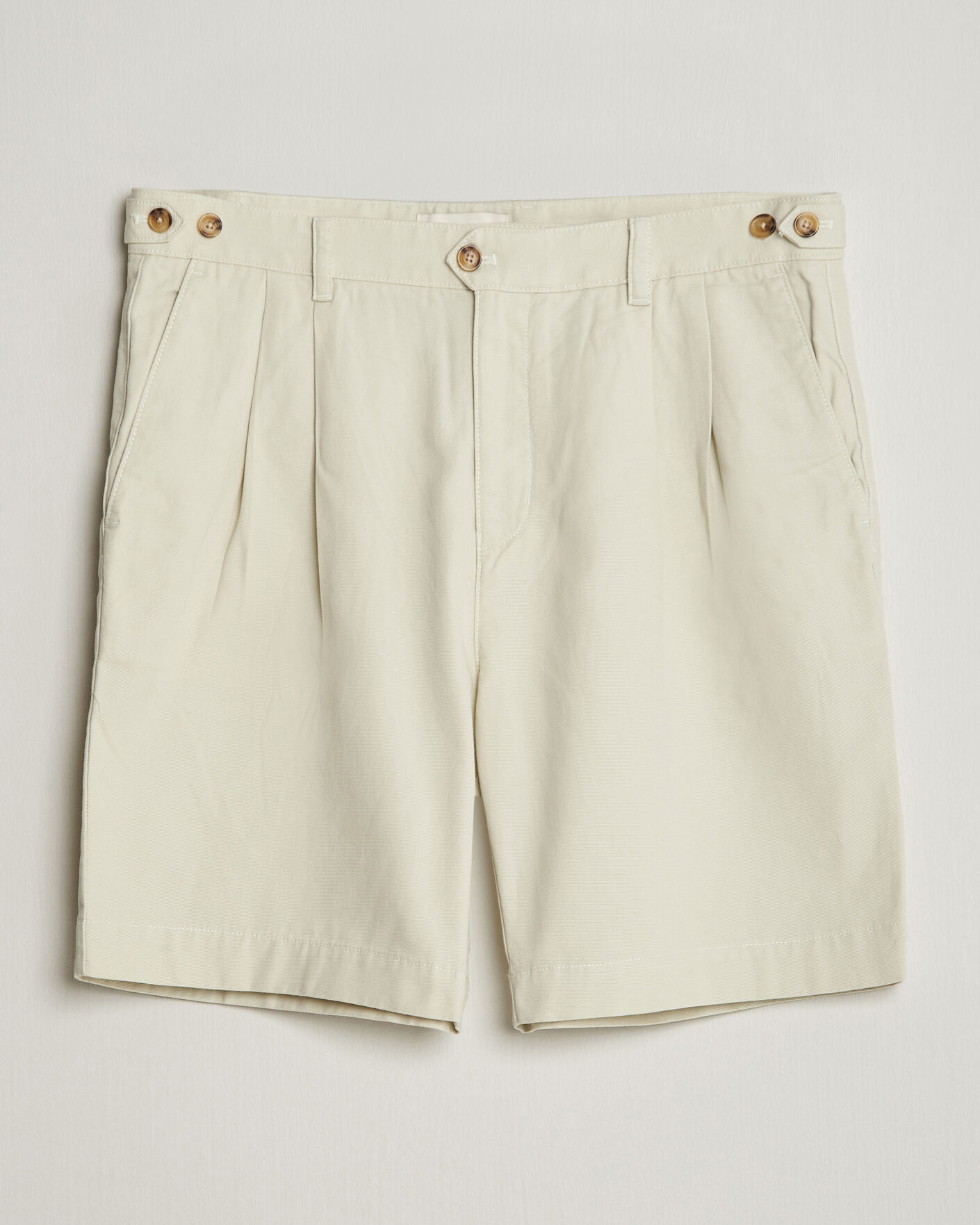 Hombres | Pantalones cortos | GANT | Relaxed Light Canvas Pleated Shorts Sand