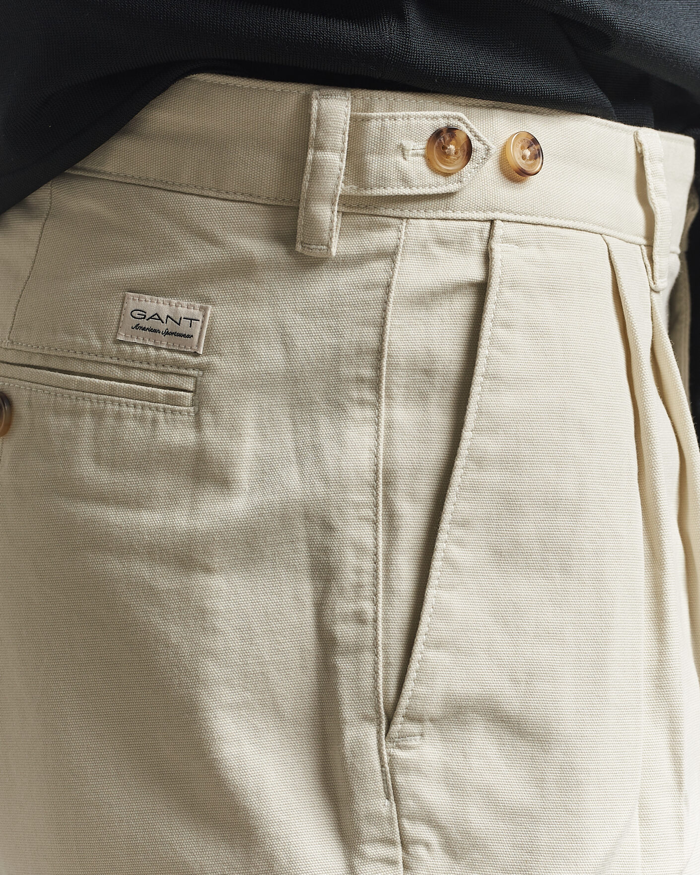 Hombres | Pantalones cortos | GANT | Relaxed Light Canvas Pleated Shorts Sand